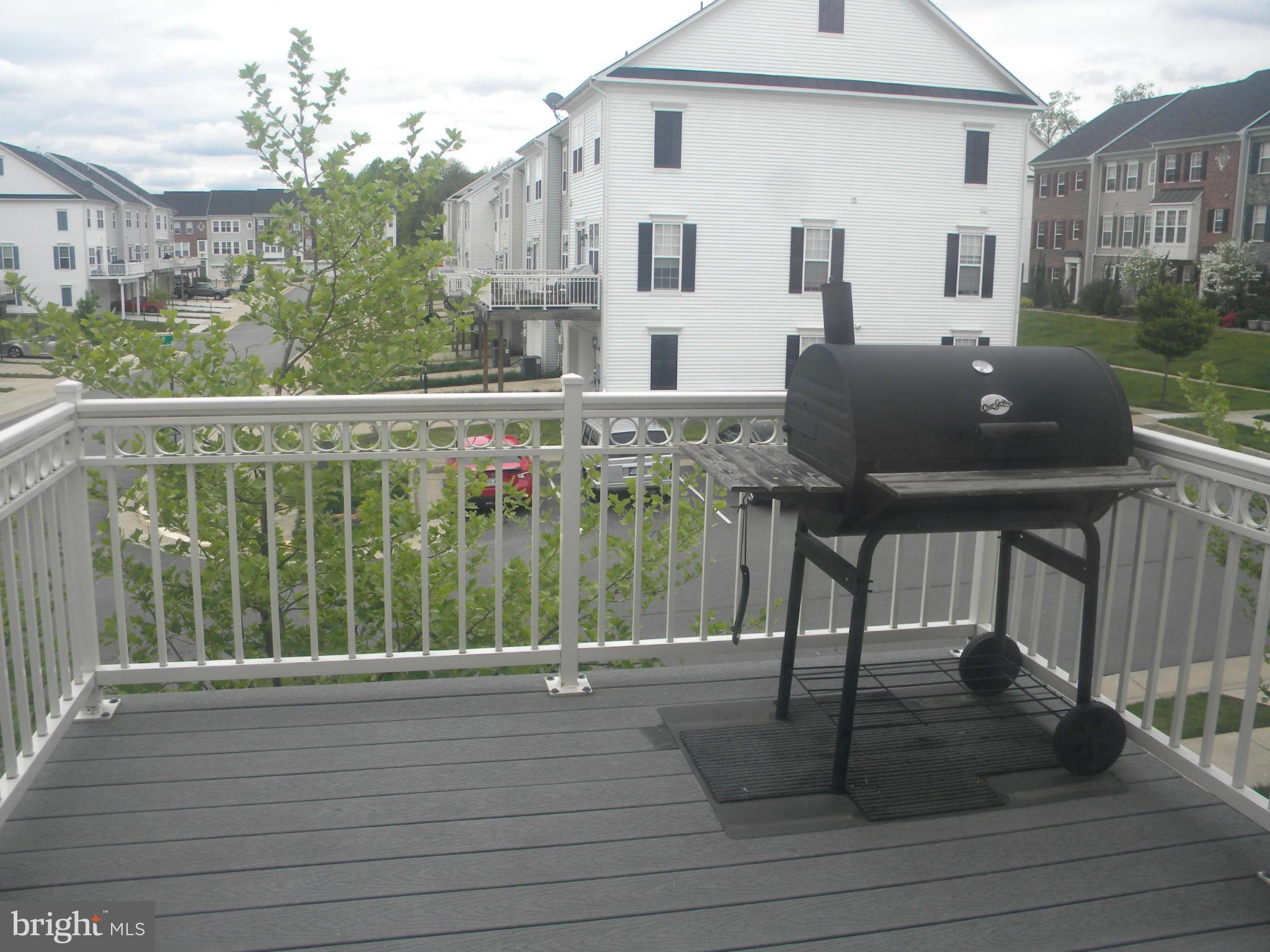 RIVER OAKS - Residential