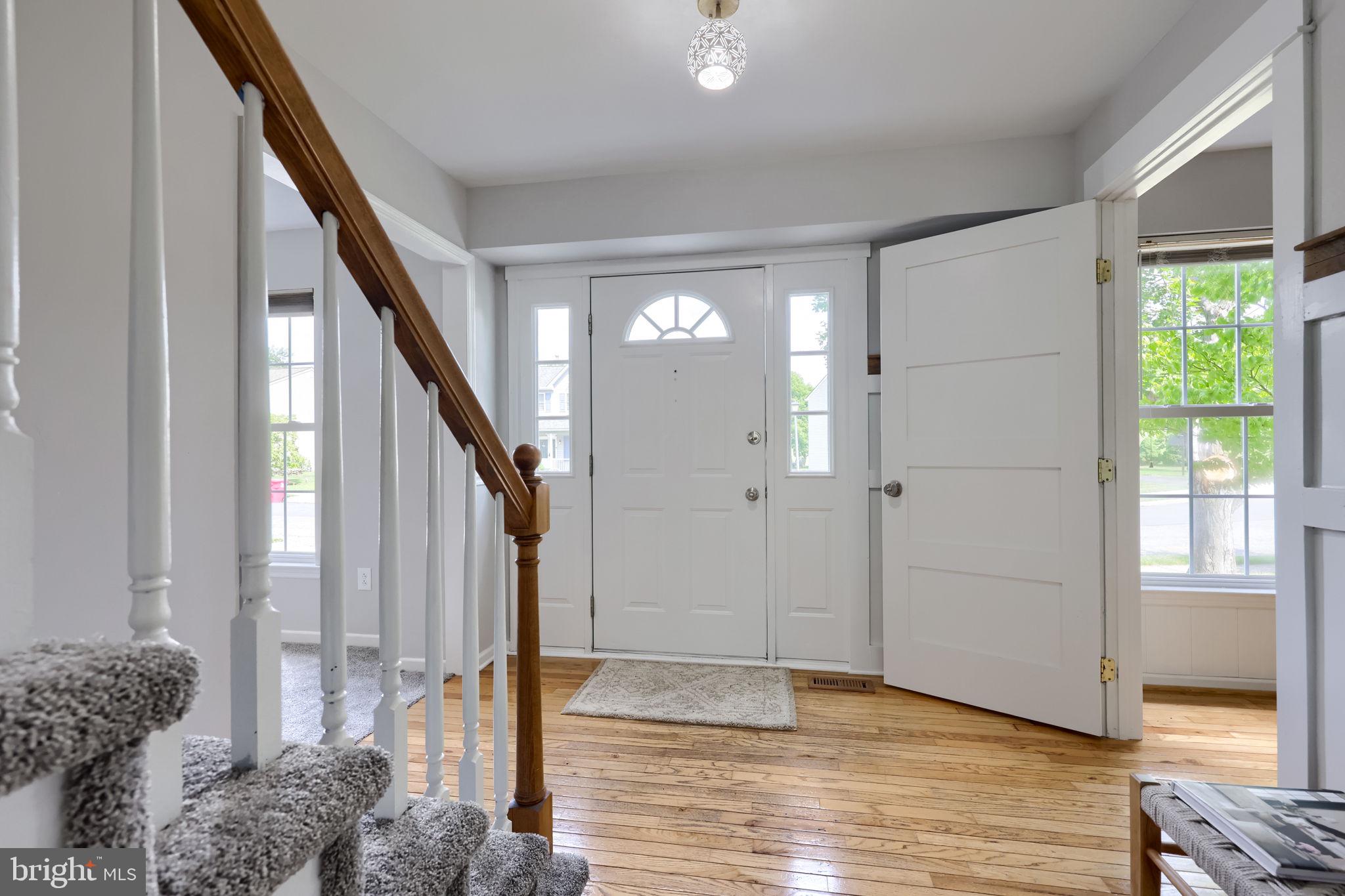 6 PRIMROSE LANE
