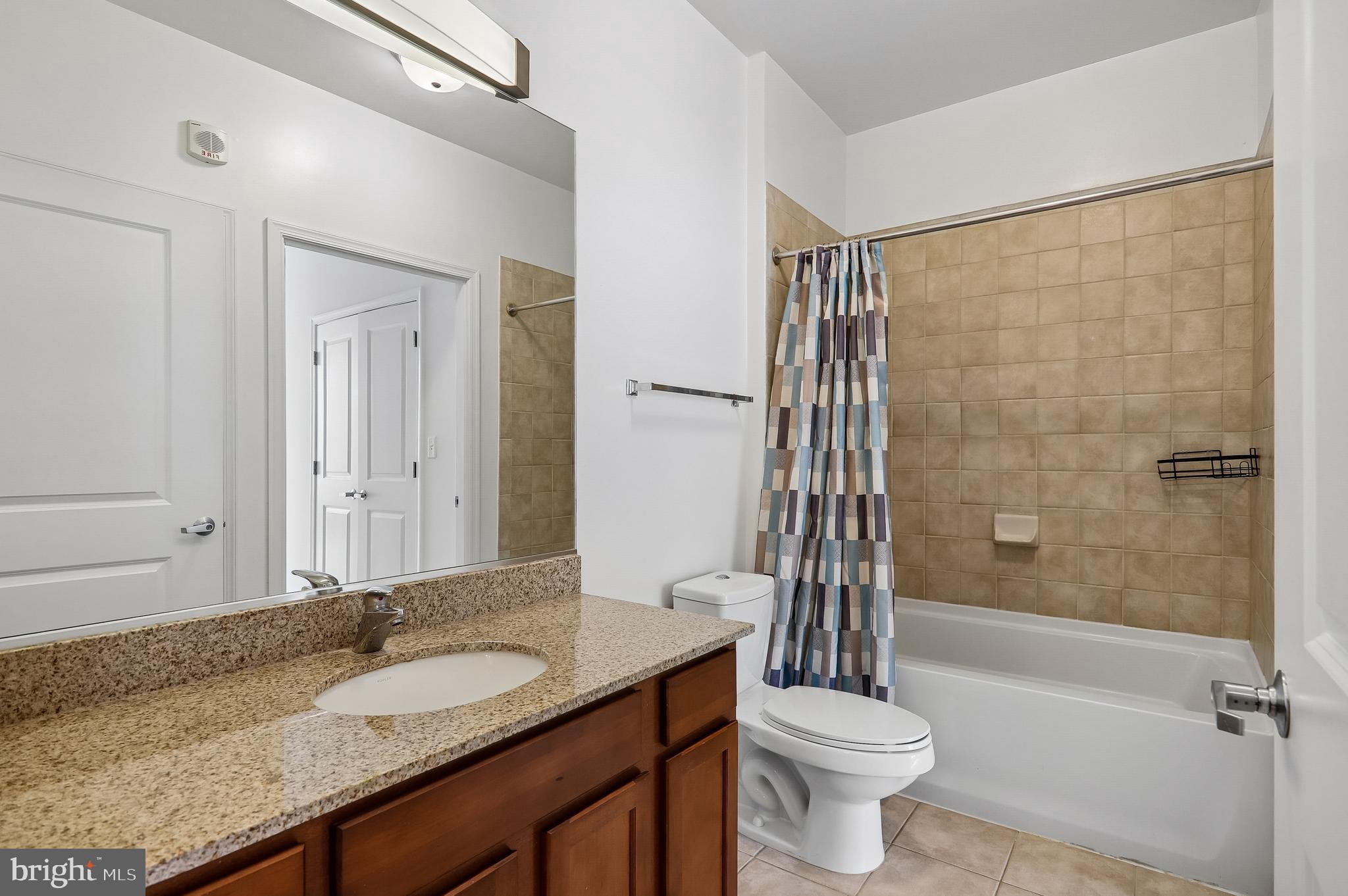 ONE INDEPENDENCE PLAZA A - Residential