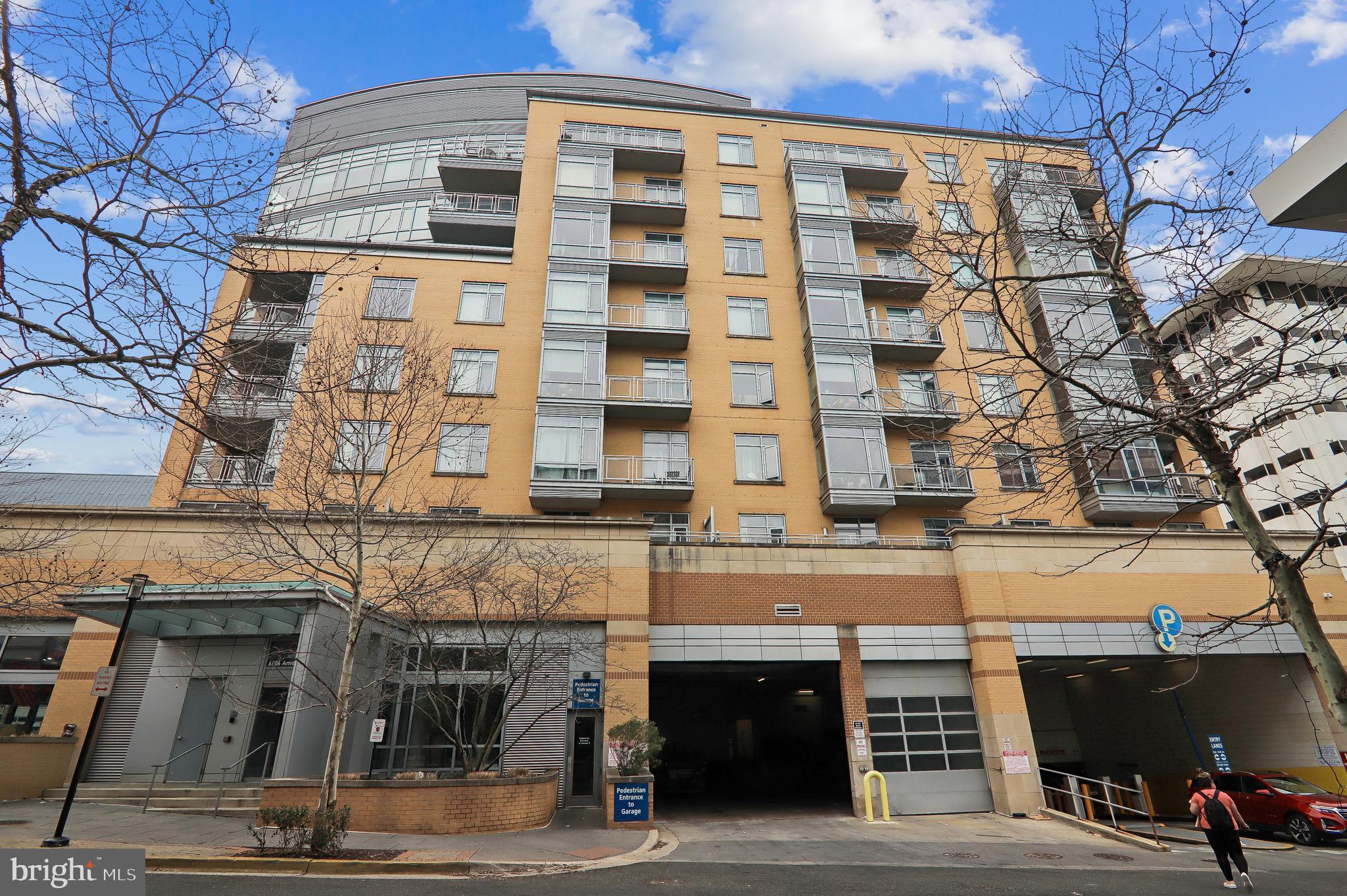 ONE INDEPENDENCE PLAZA A - Residential