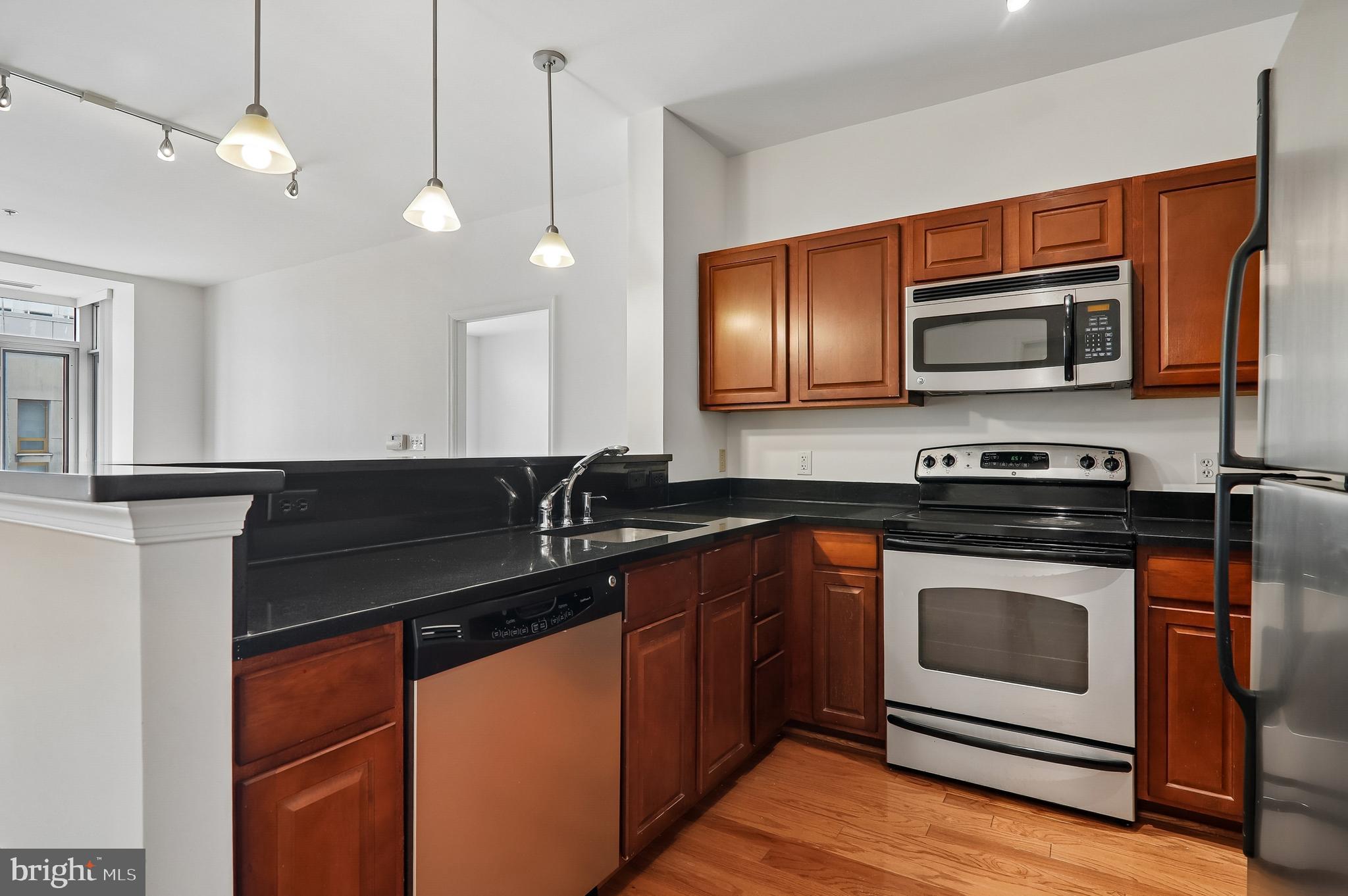 ONE INDEPENDENCE PLAZA A - Residential