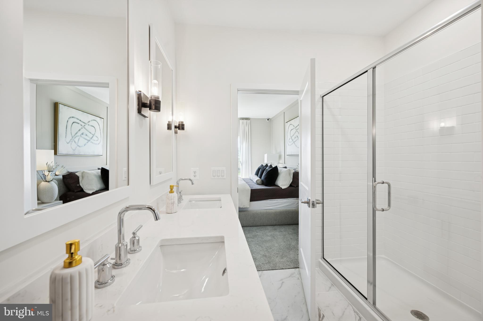 HUNTWELL WEST - Residential