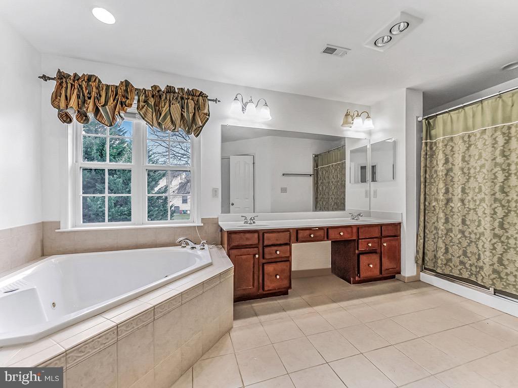 GODDARD FARM - Residential