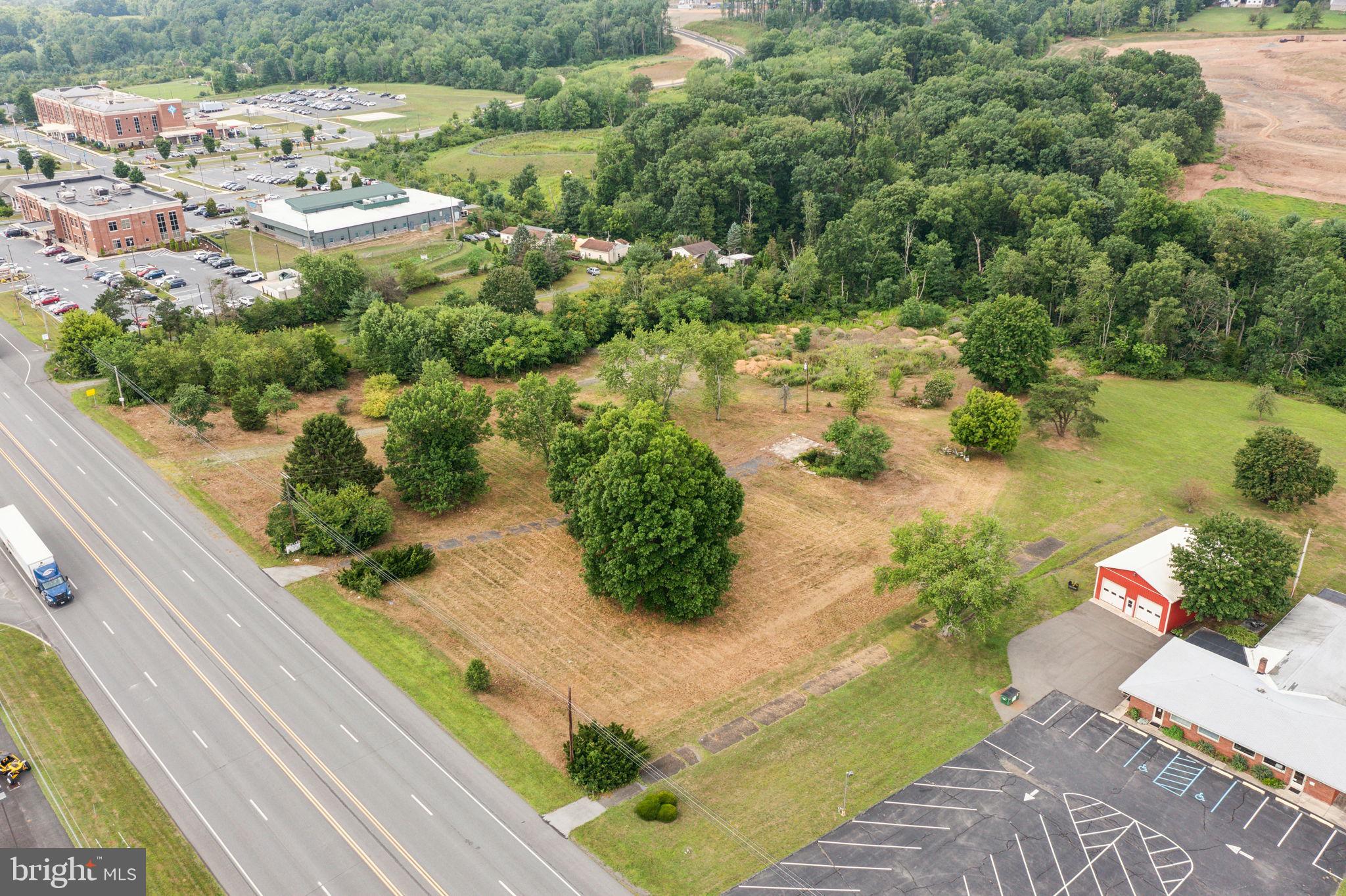 1193 CENTRE TURNPIKE