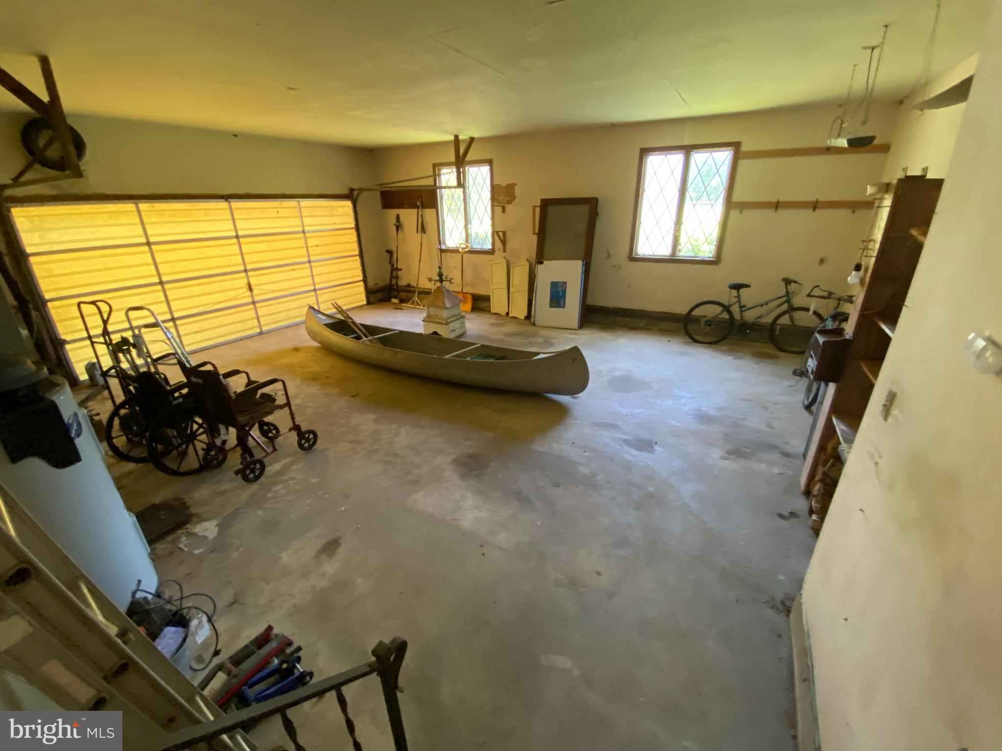 BAILEYS NECK - Residential