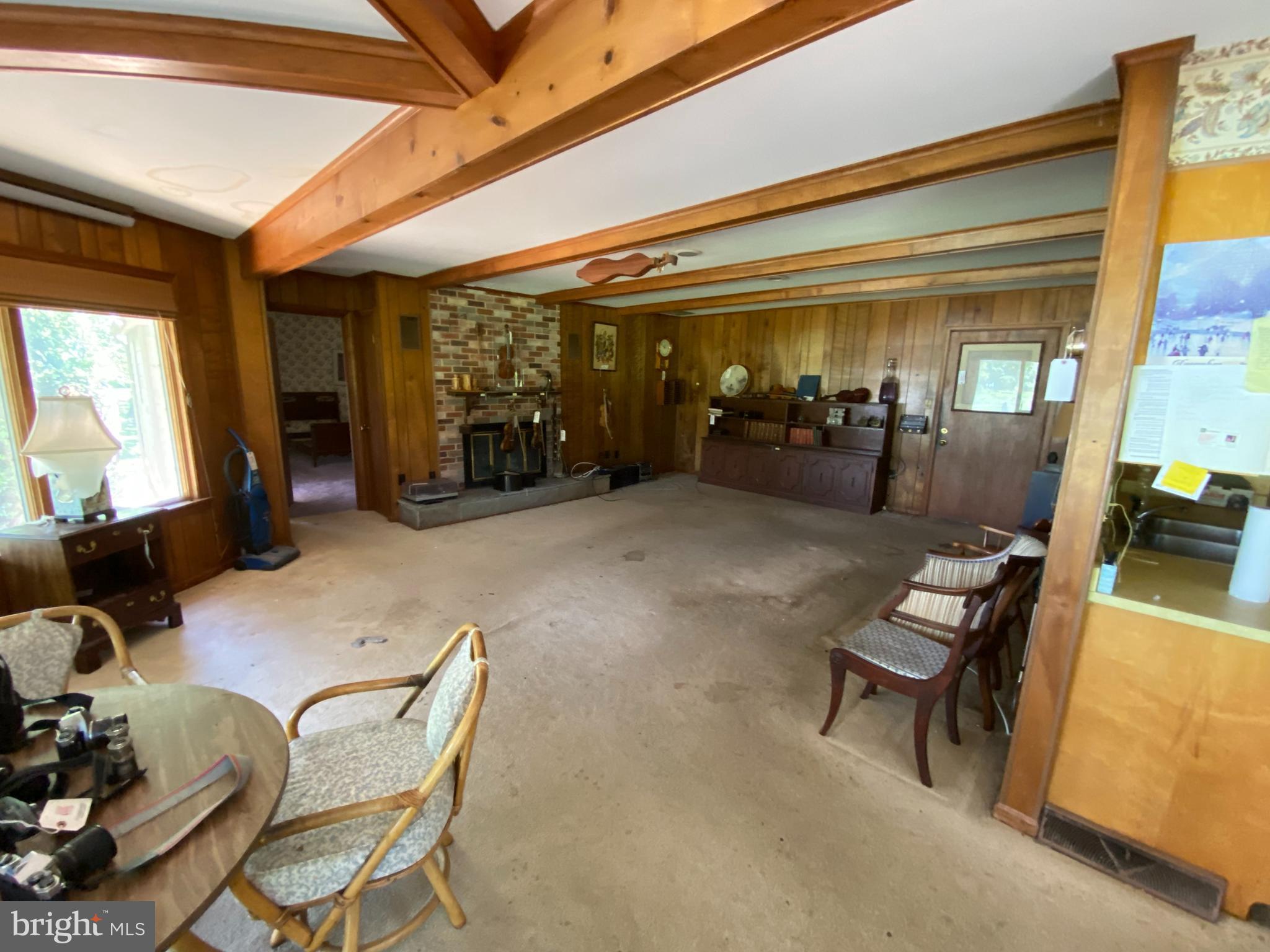 BAILEYS NECK - Residential