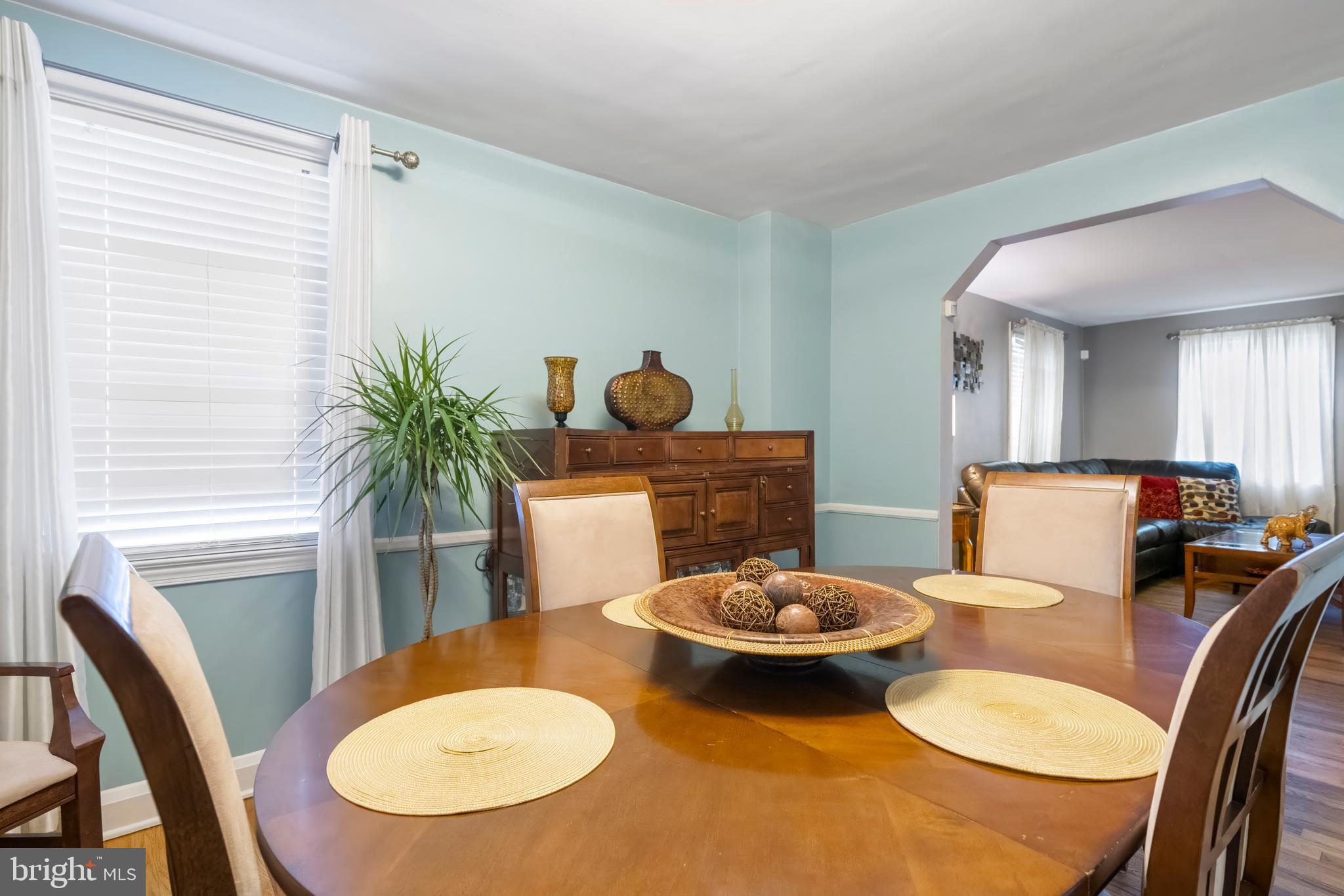 CHINQUAPIN PARK - Residential