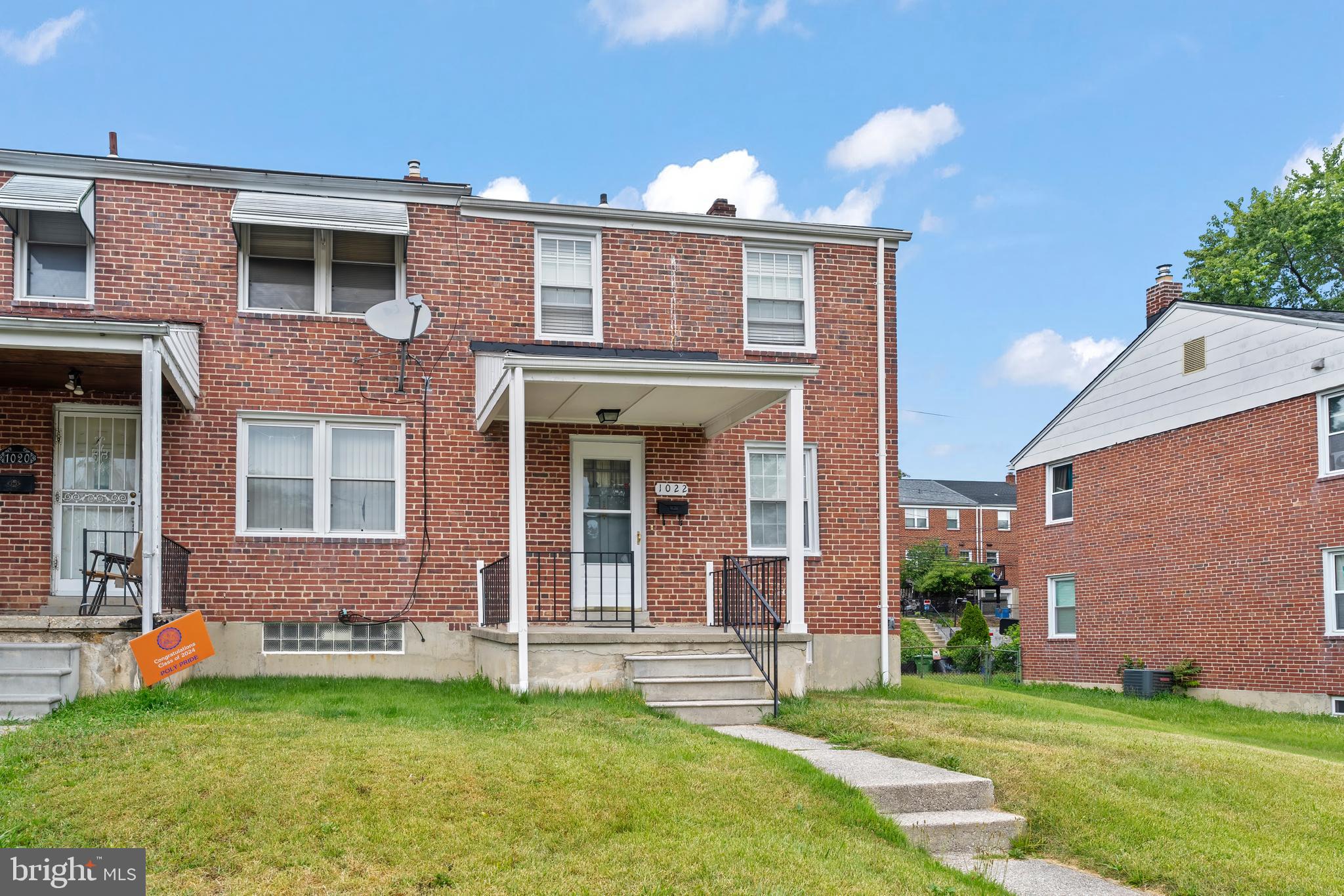 CHINQUAPIN PARK - Residential