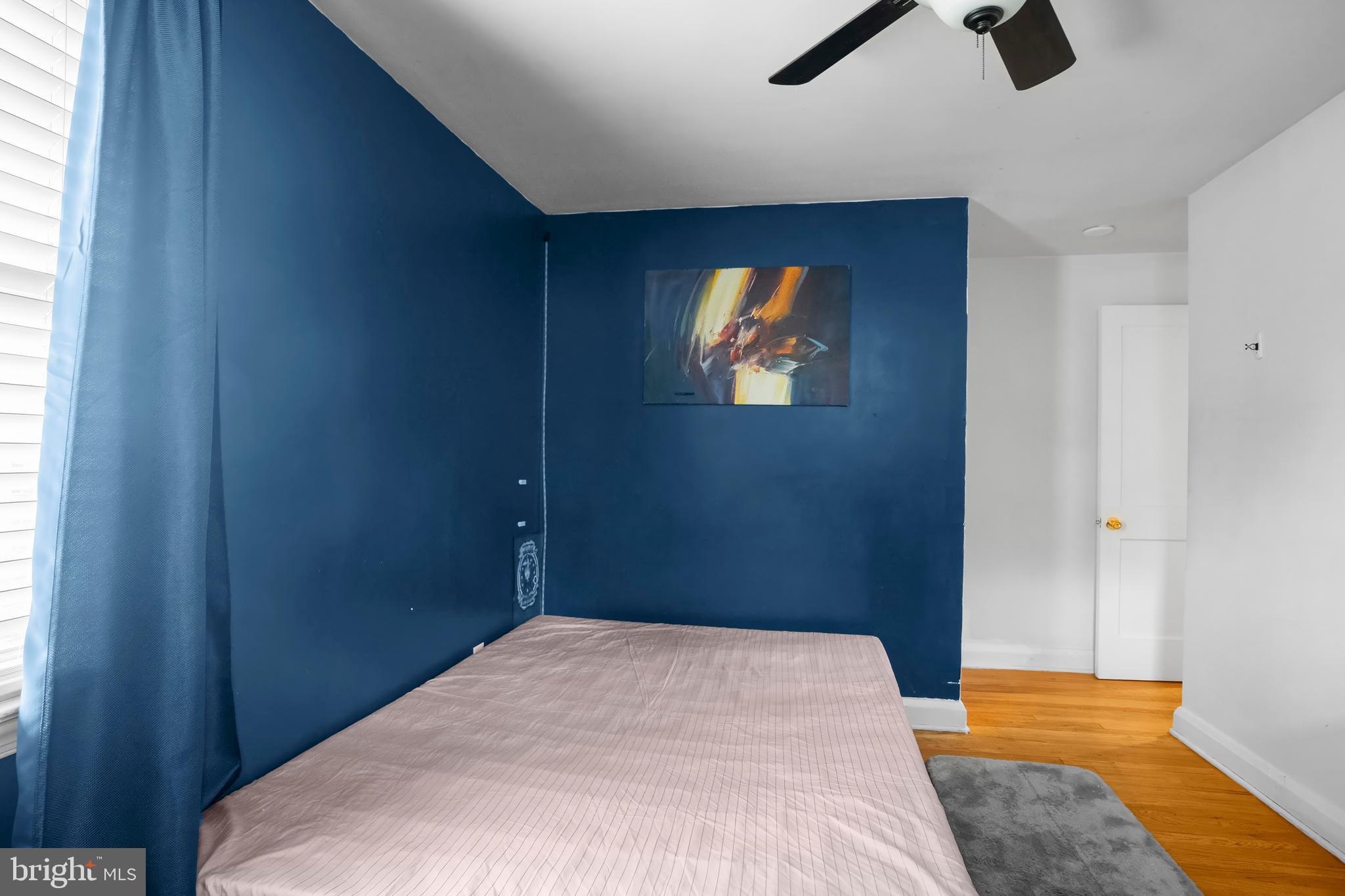 CHINQUAPIN PARK - Residential