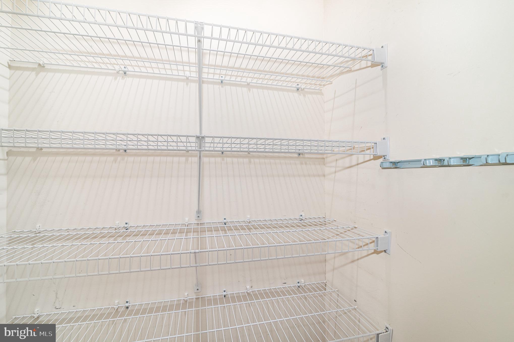 MEADOWVIEW VILLAGE - Residential