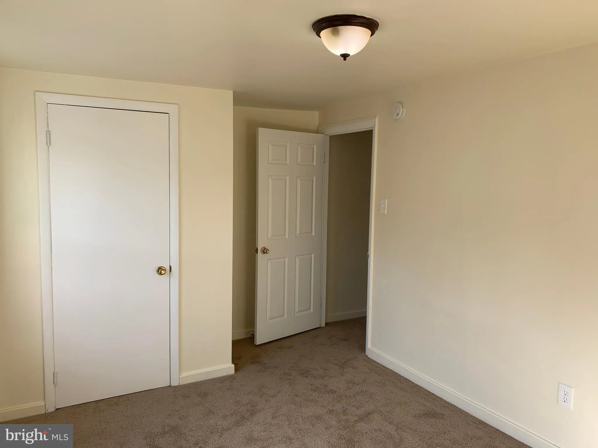 Hagerstown, Maryland 21740, United States, 2 Bedrooms Bedrooms, ,1 BathroomBathrooms,Residential,Active,150041