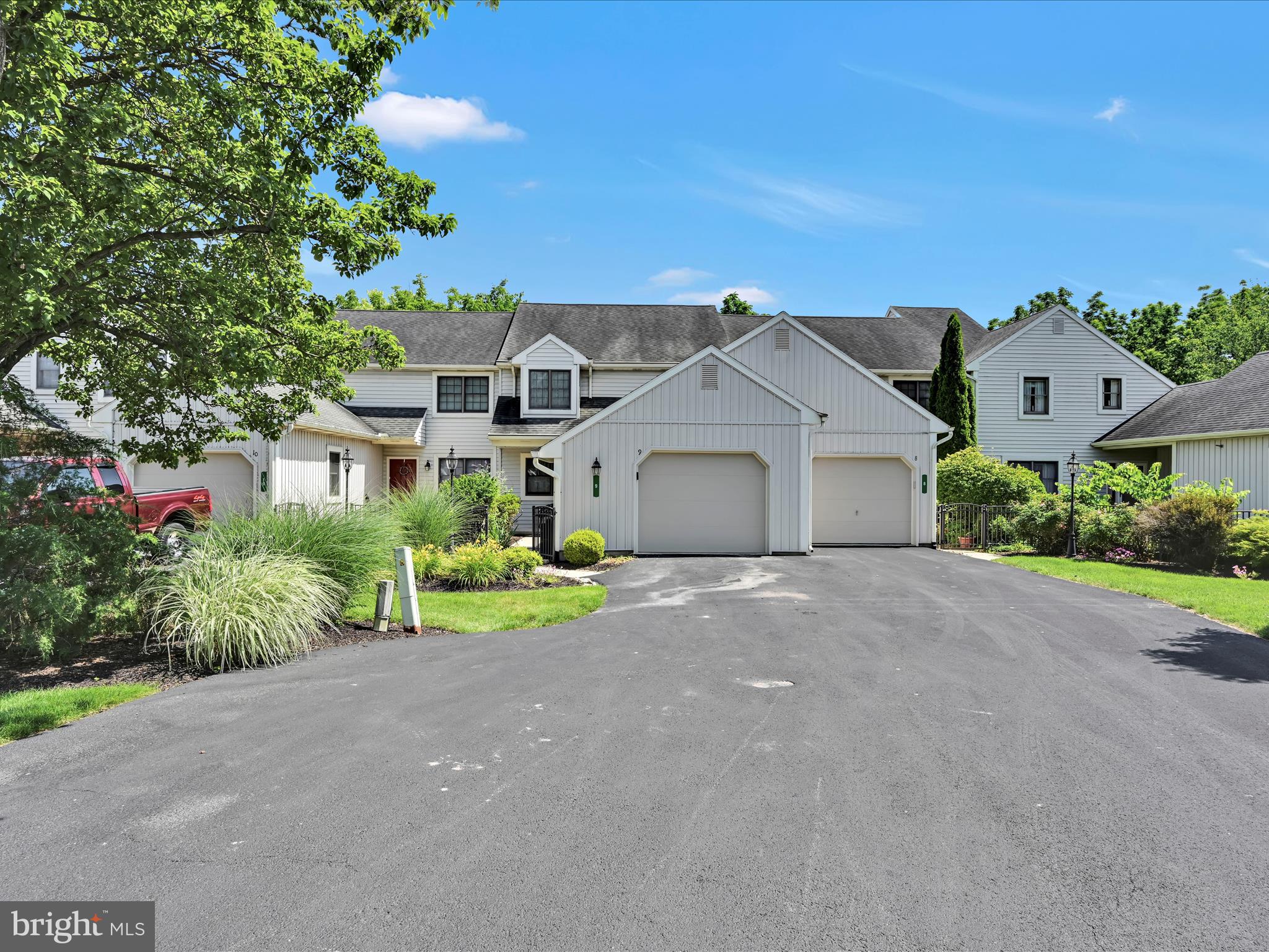 9 SHYBROOK COURT