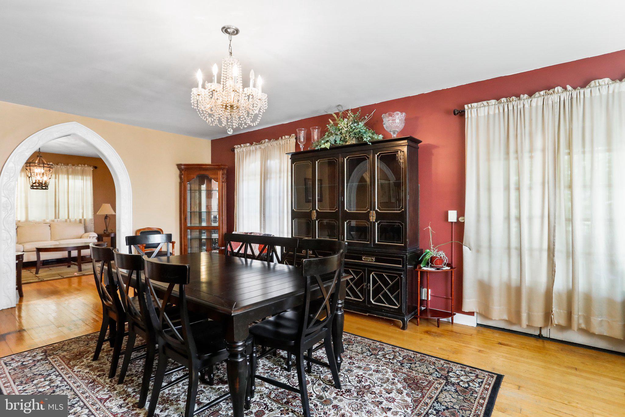 WEST SIDE - Residential