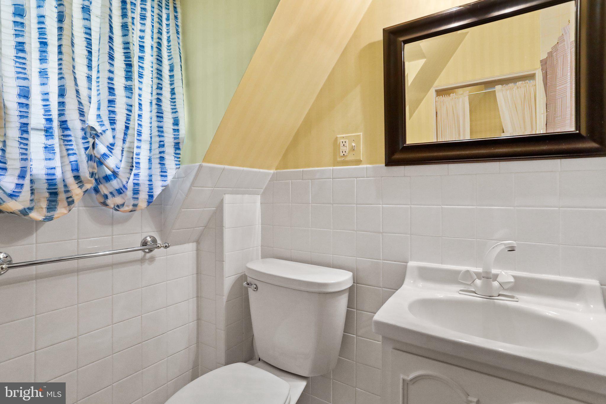 WEST SIDE - Residential