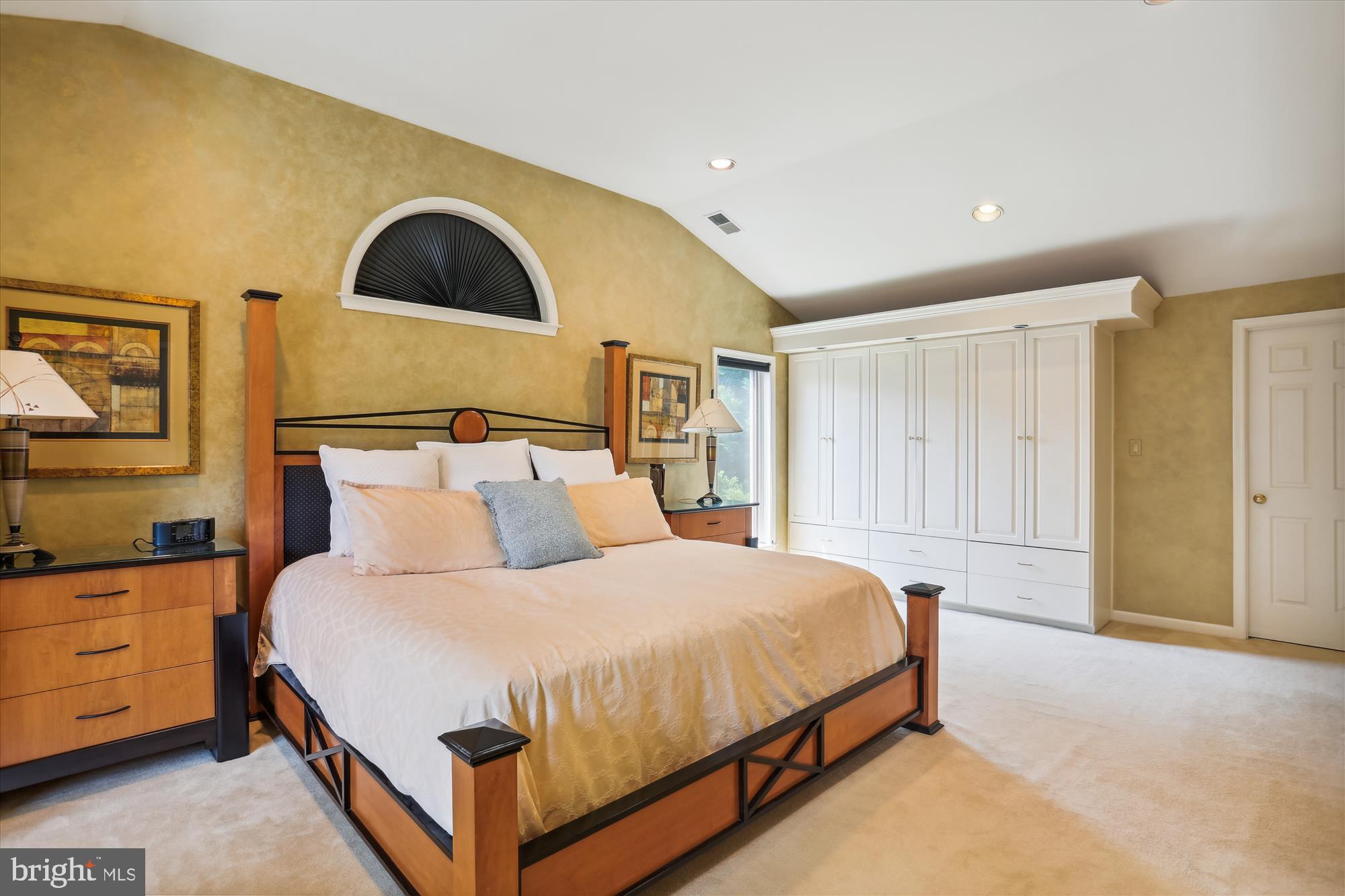 KEMP MILL FARMS - Residential