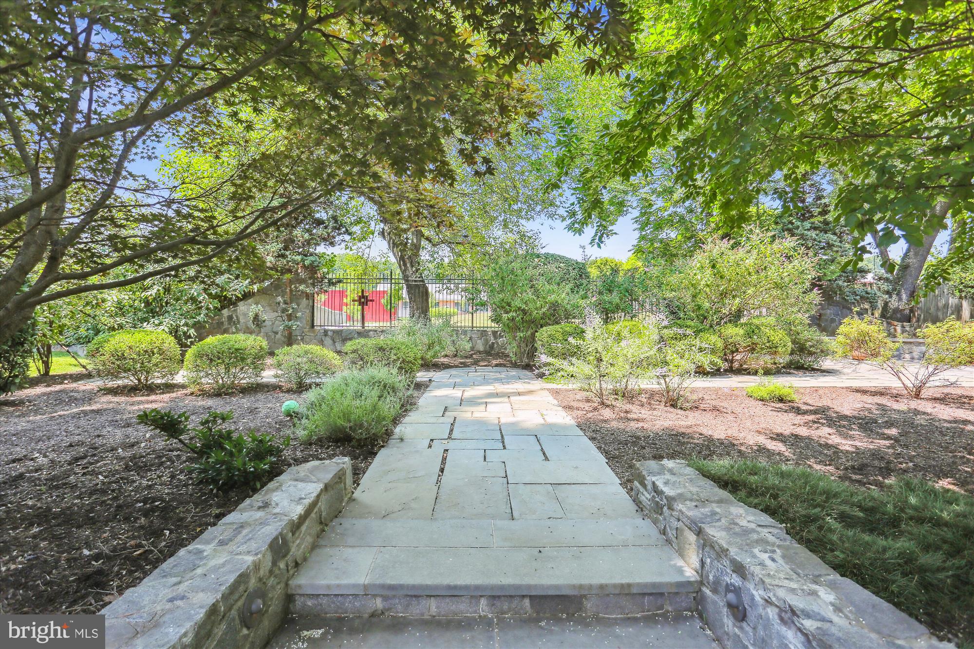 KEMP MILL FARMS - Residential