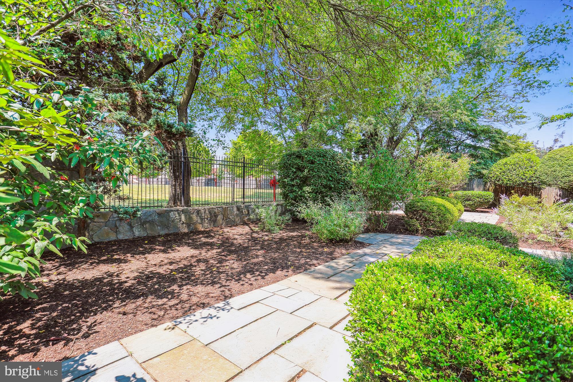 KEMP MILL FARMS - Residential