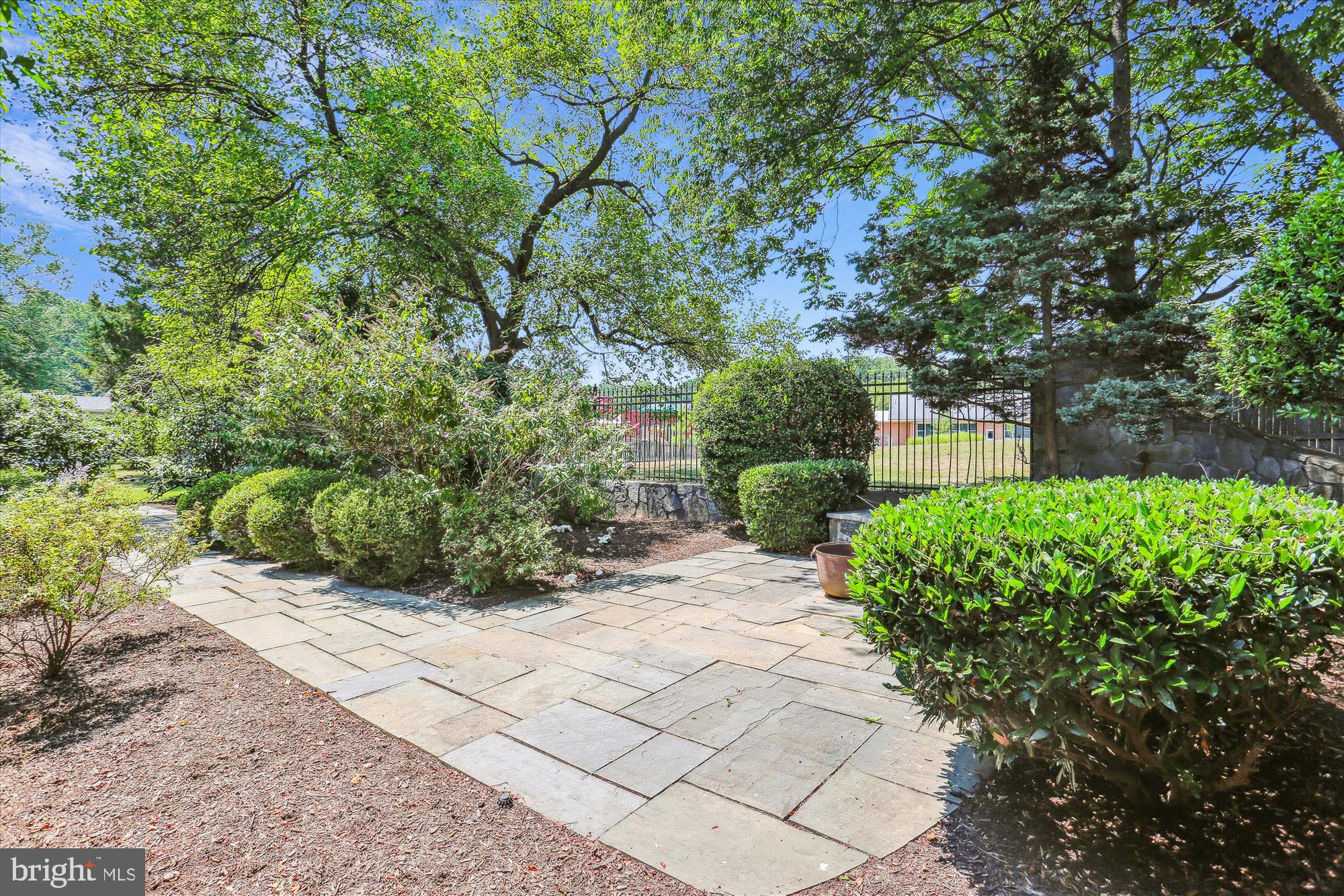 KEMP MILL FARMS - Residential