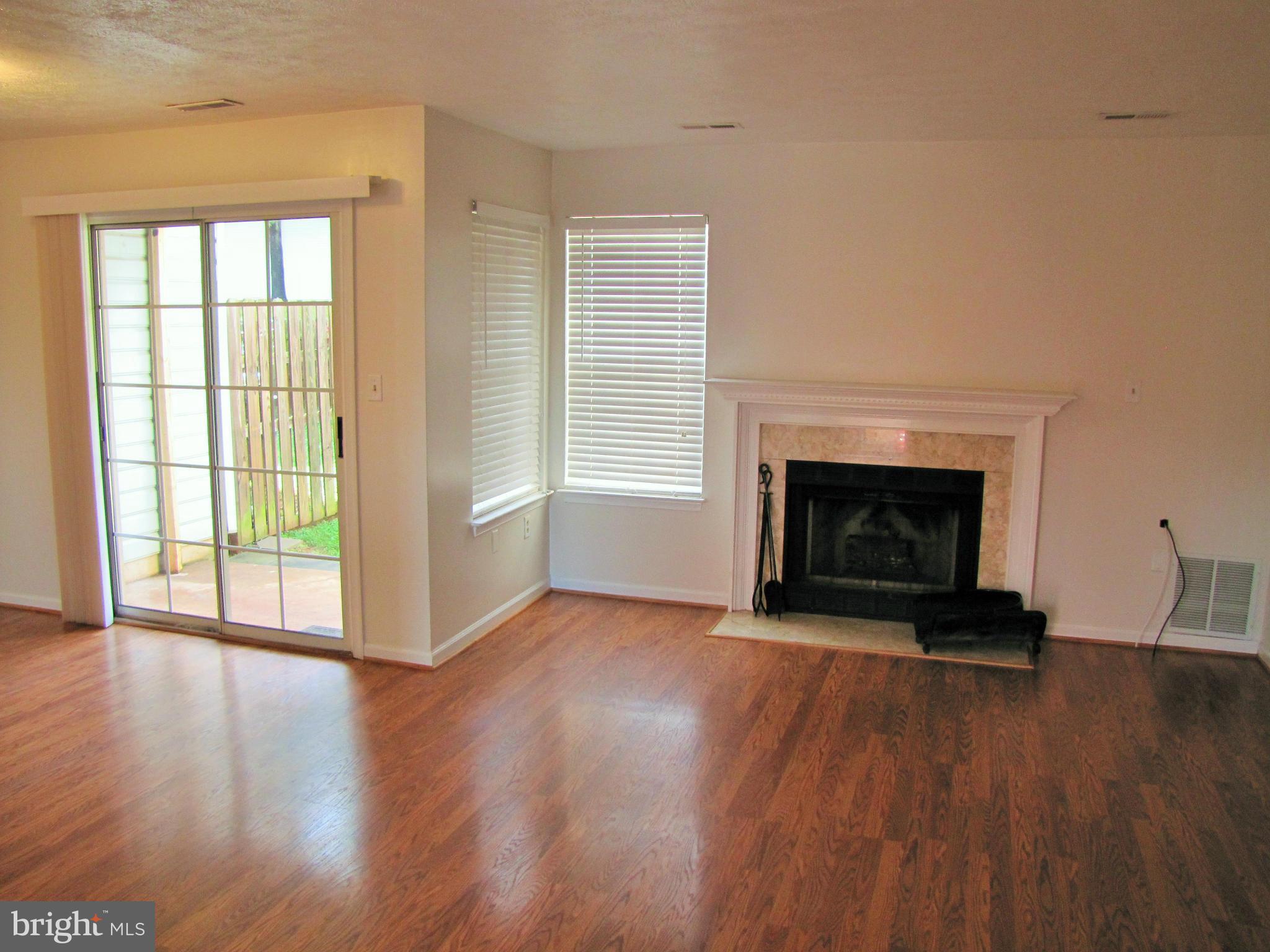 SOUTHRIDGE TOWNHOUSES - Residential Lease