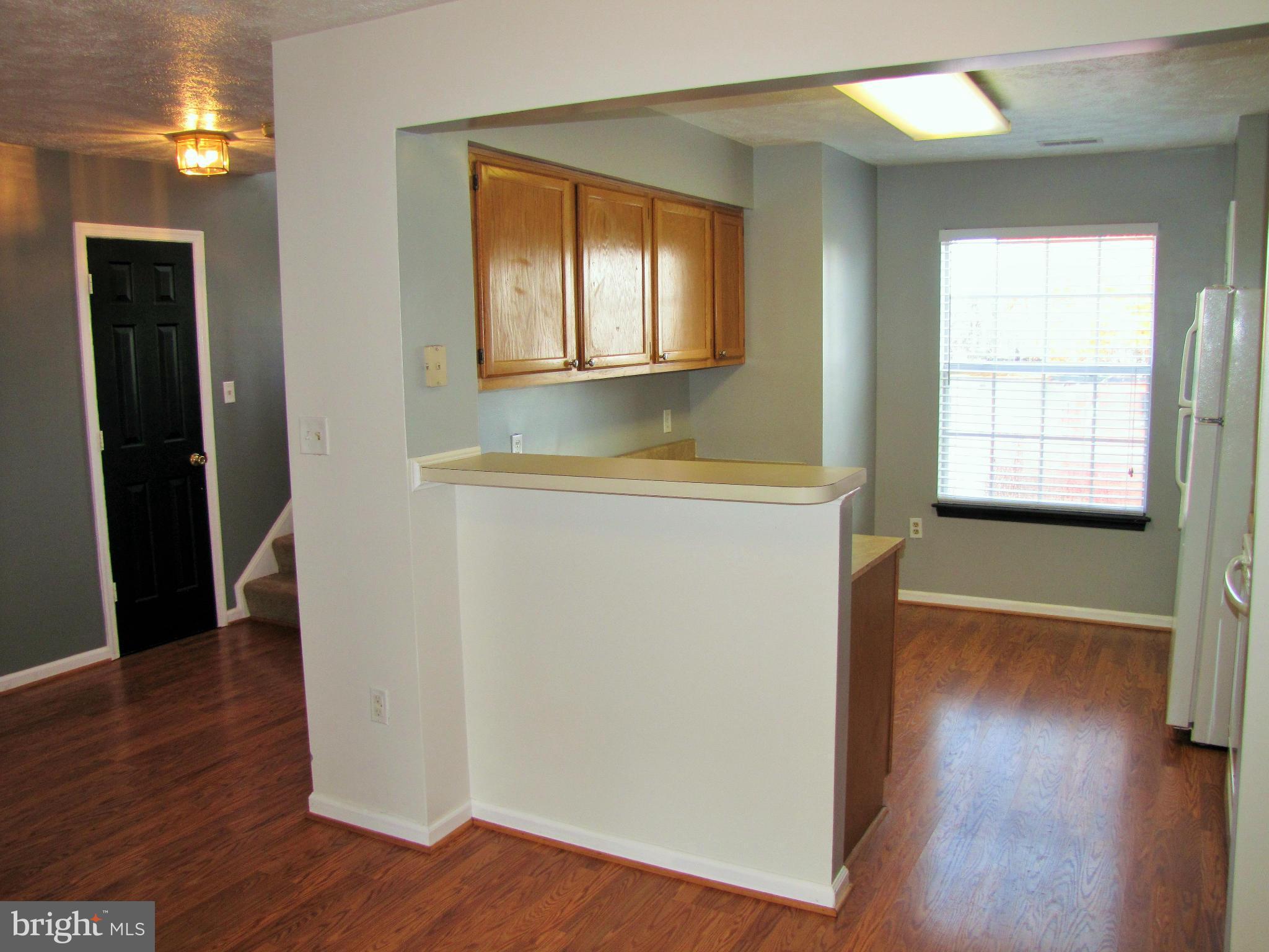 SOUTHRIDGE TOWNHOUSES - Residential Lease