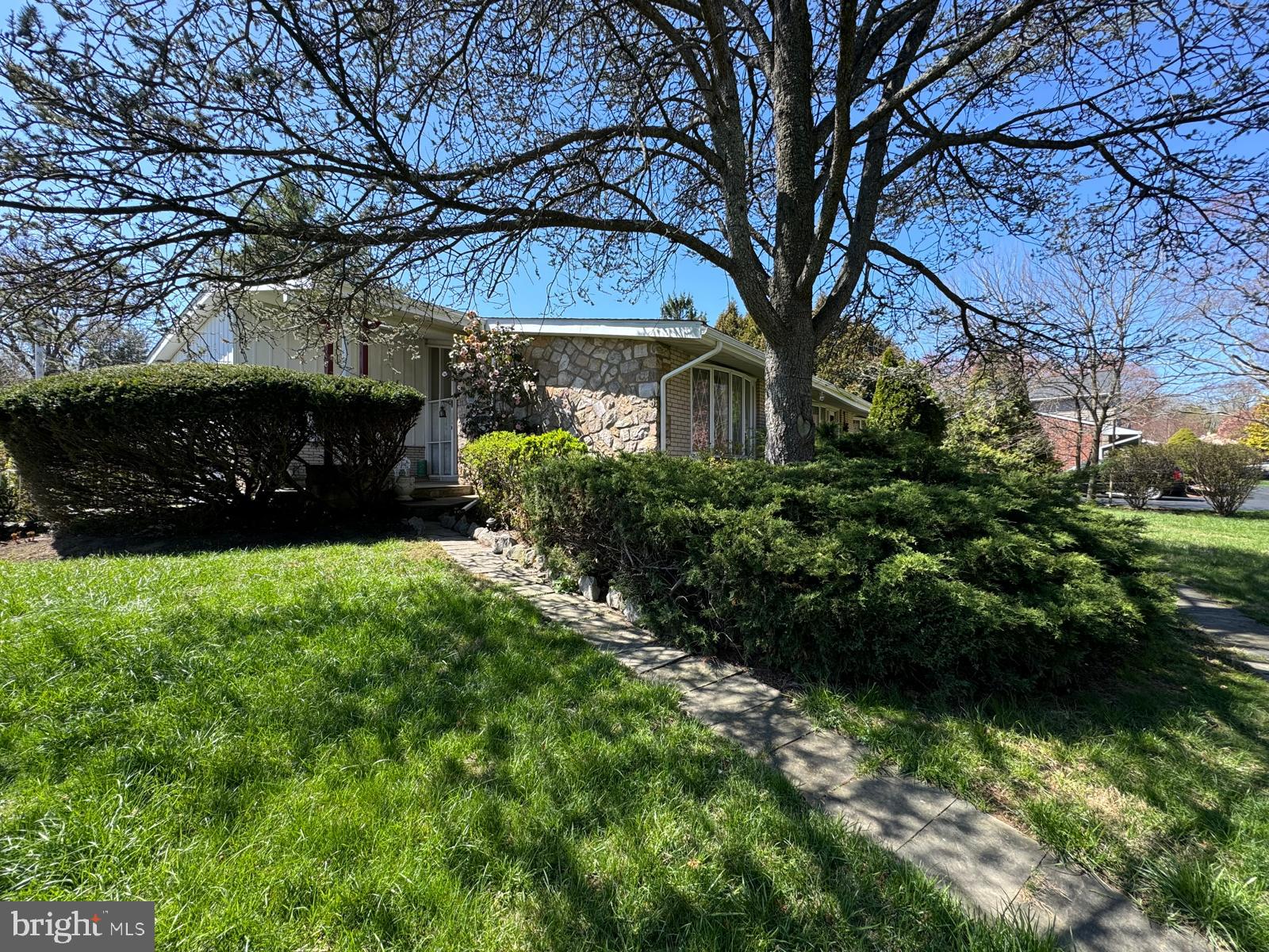 LAVEROCK - Residential