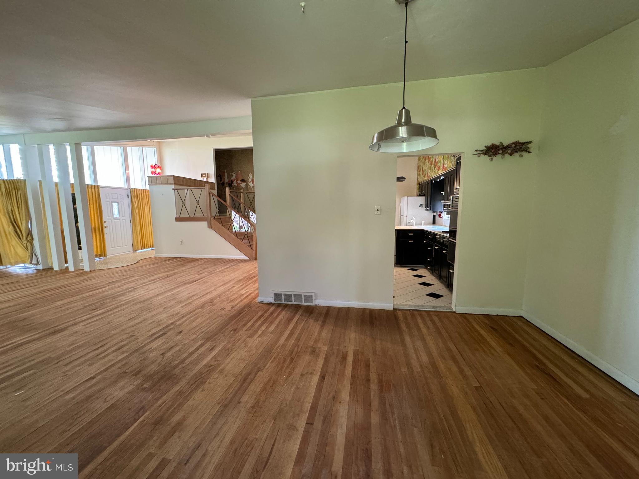 LAVEROCK - Residential