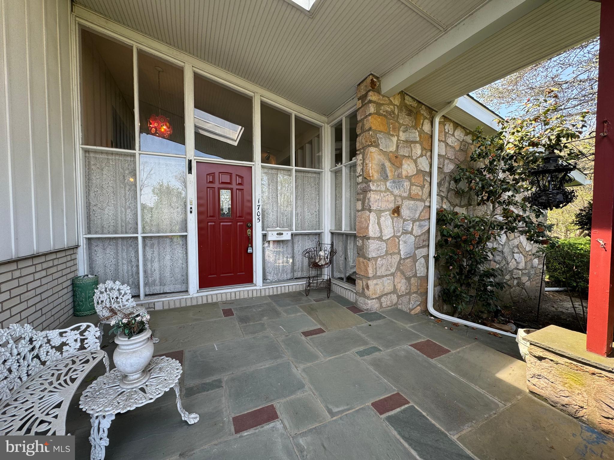 LAVEROCK - Residential