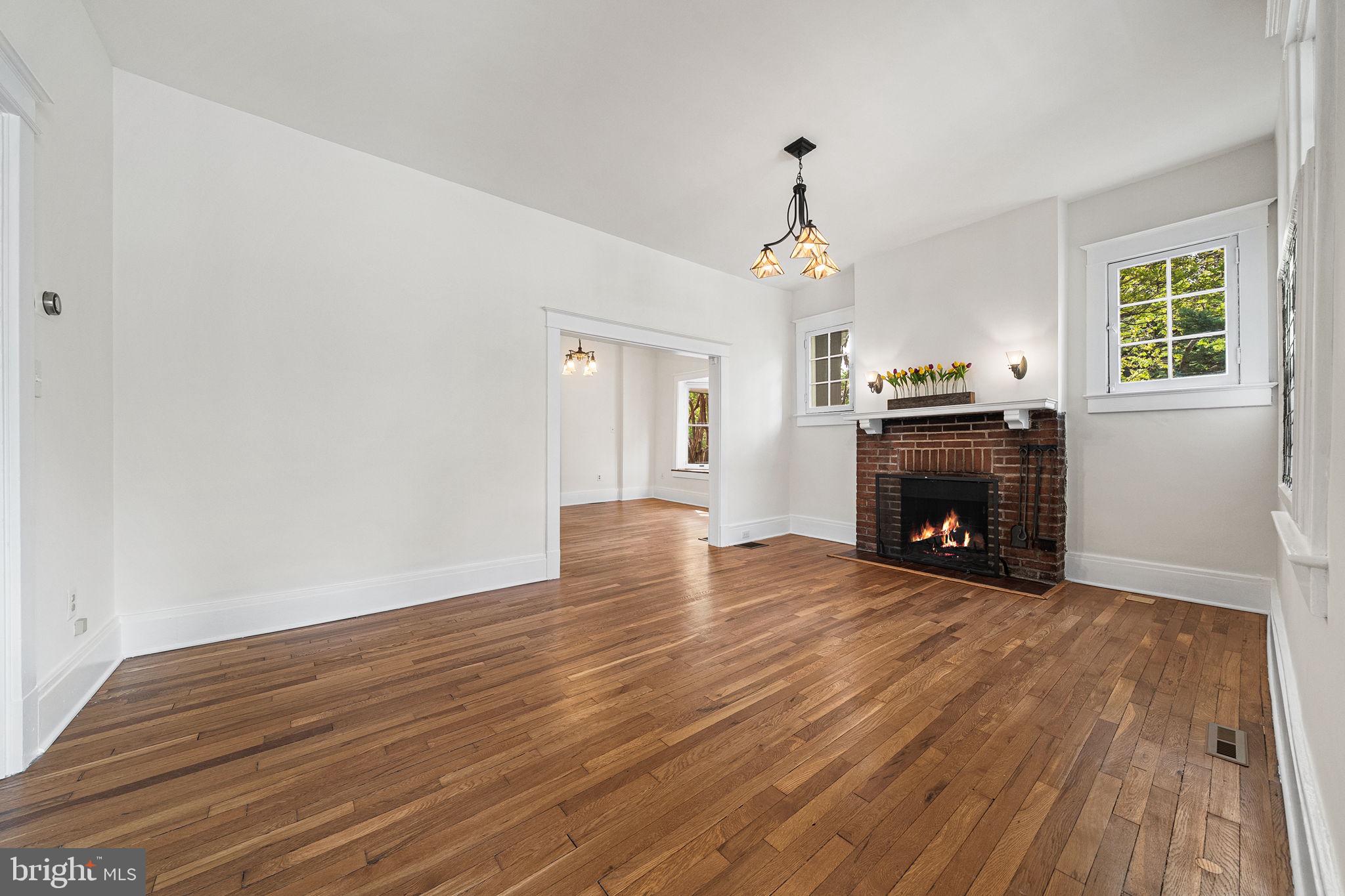 ROSEMONT - Residential