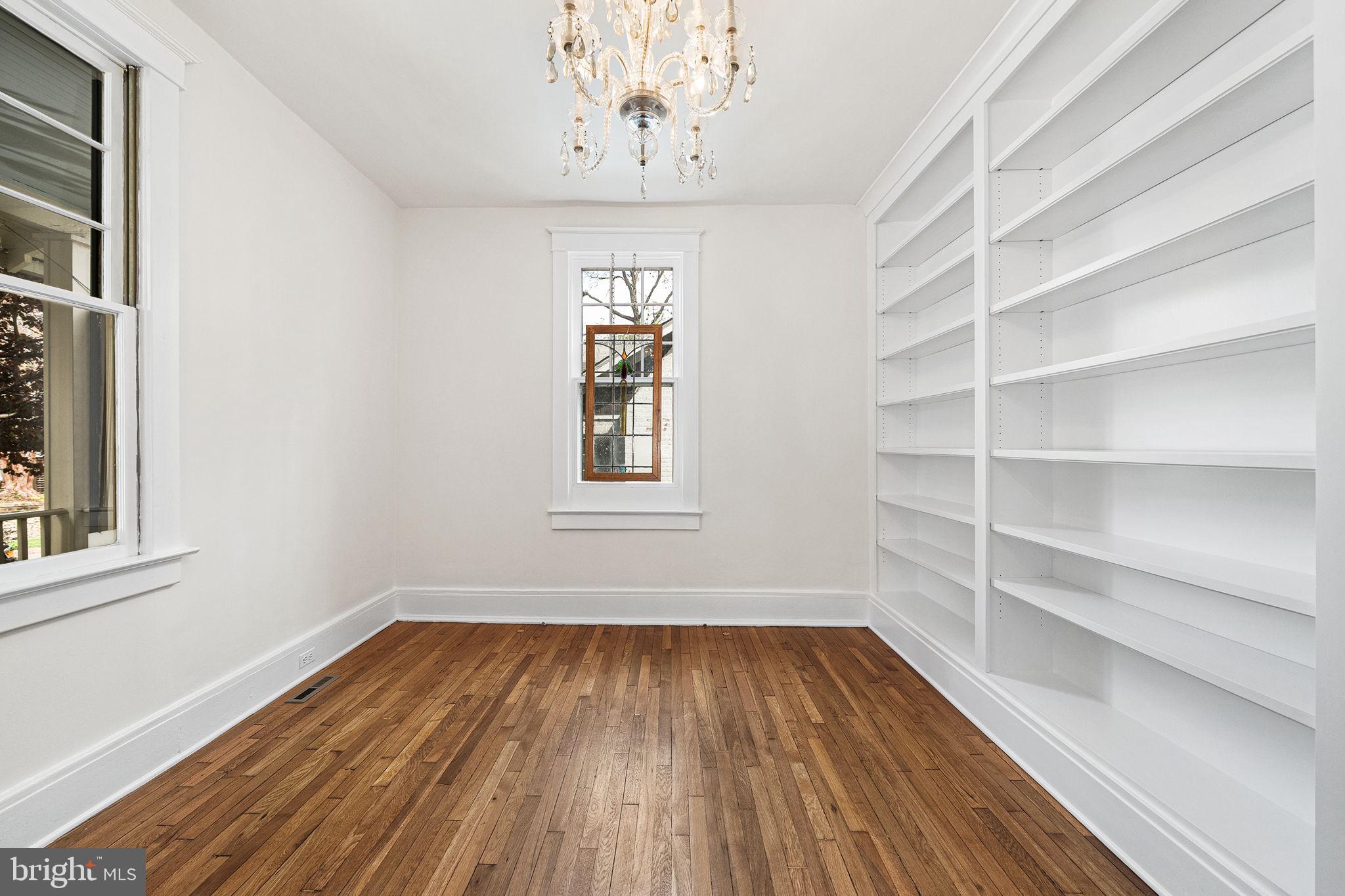 ROSEMONT - Residential