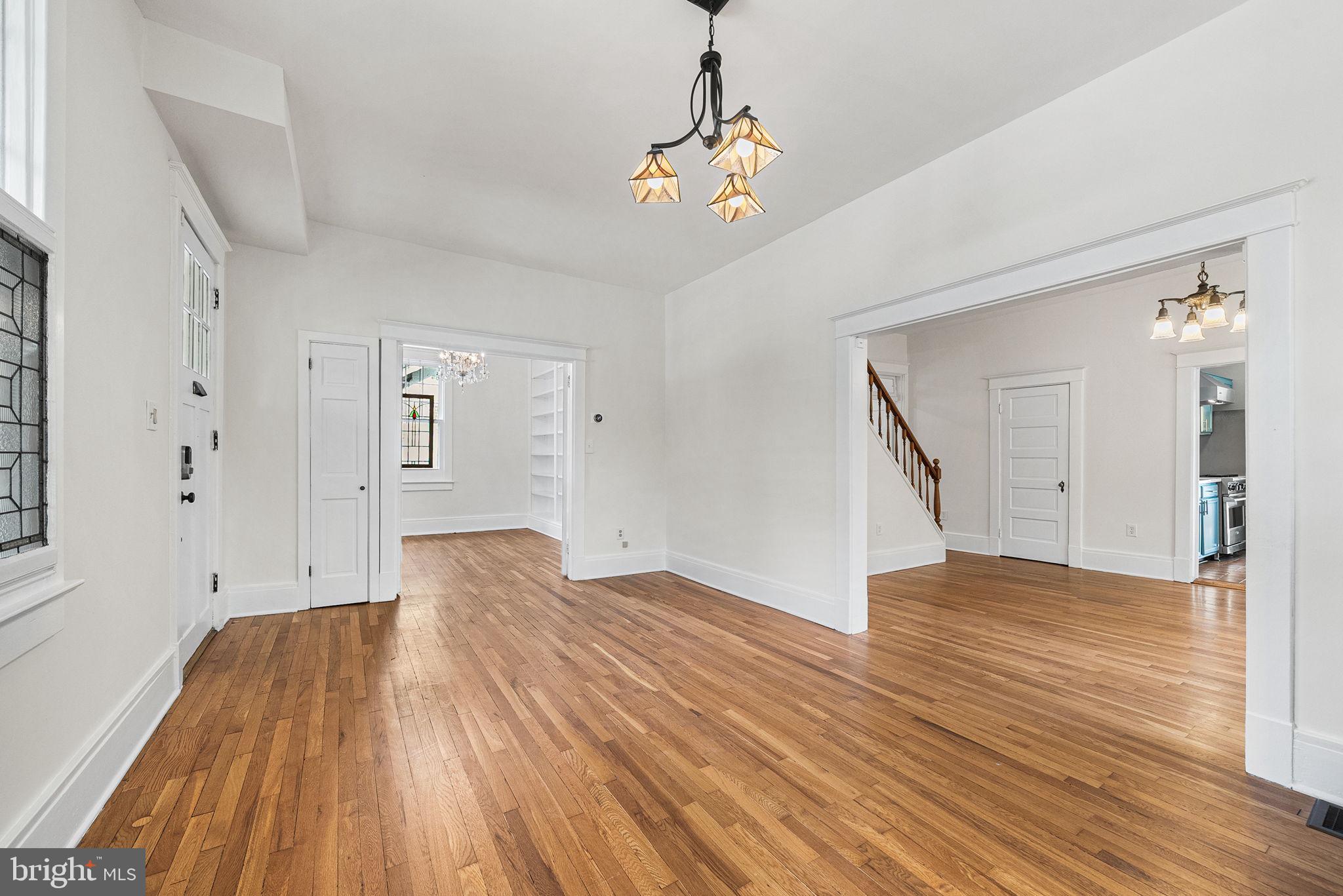 ROSEMONT - Residential