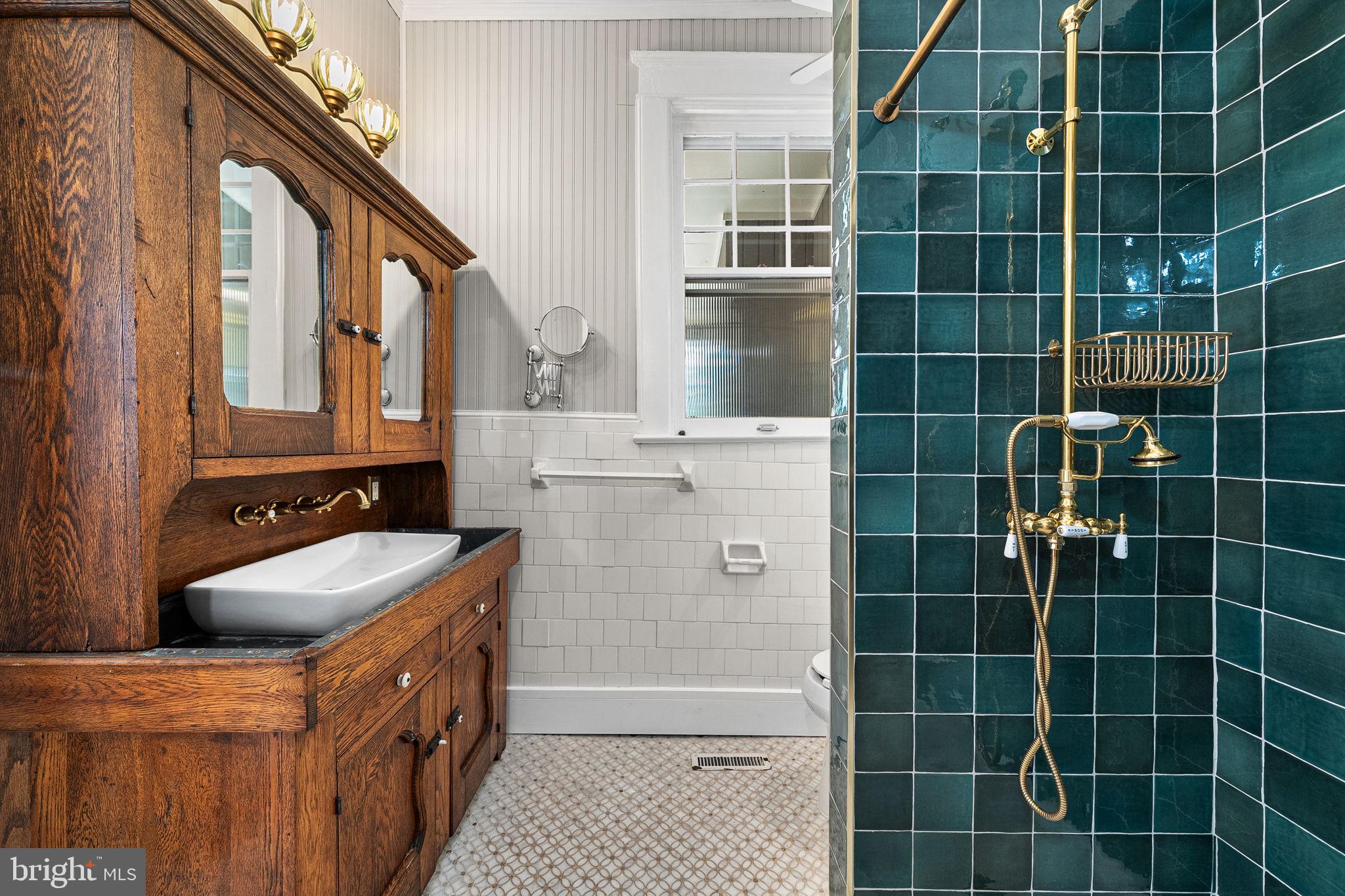 ROSEMONT - Residential