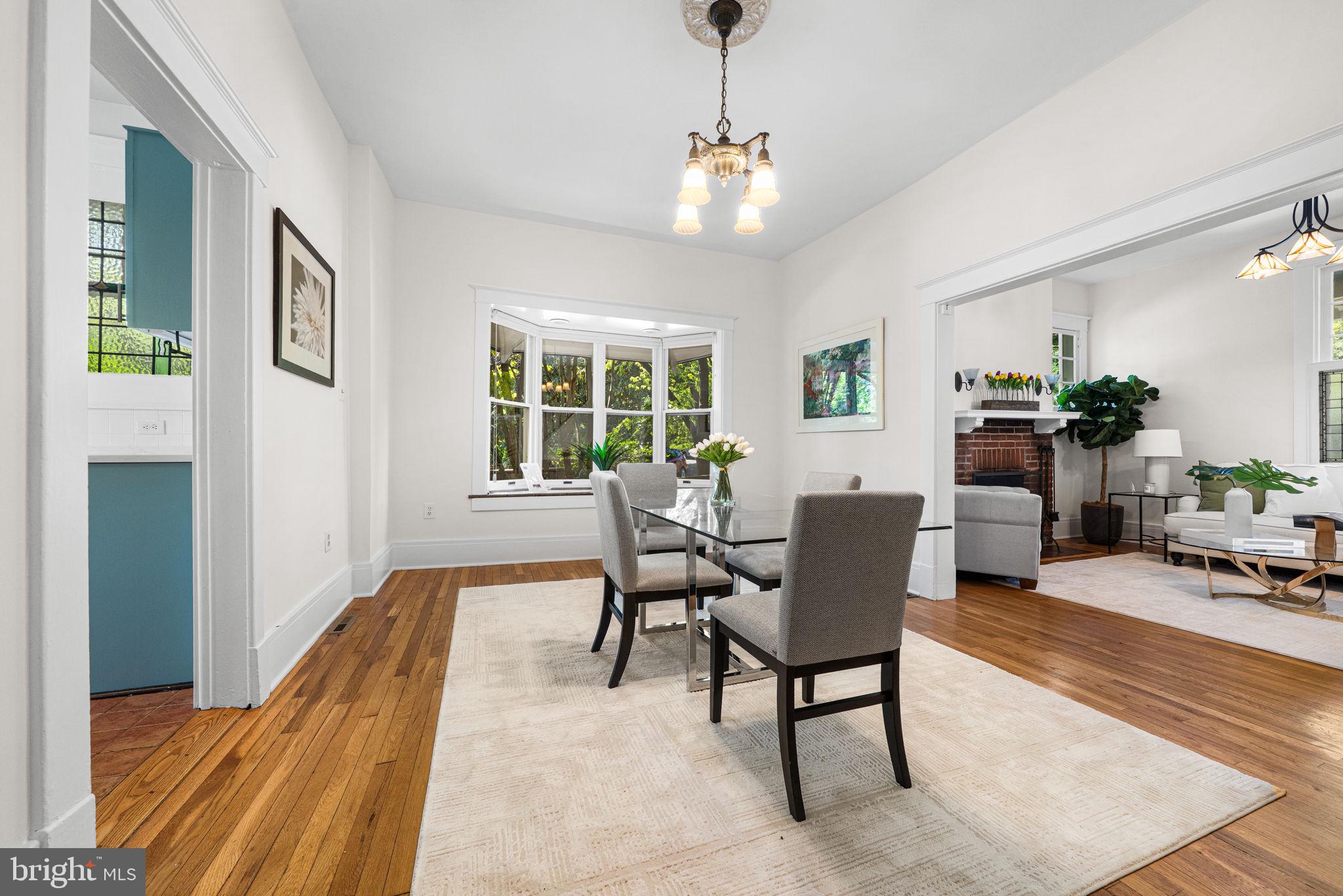 ROSEMONT - Residential