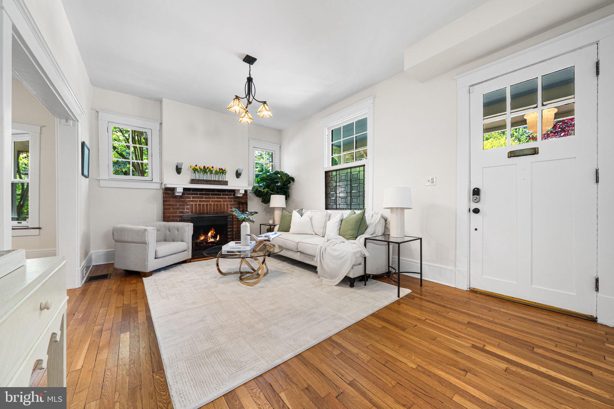 ROSEMONT - Residential
