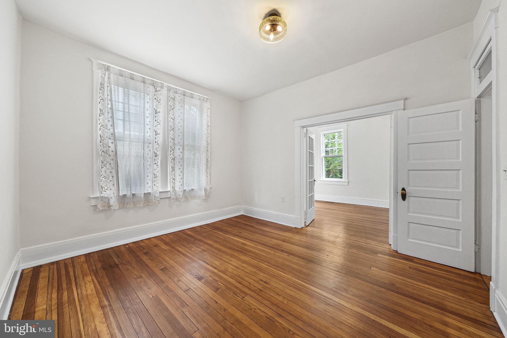 ROSEMONT - Residential