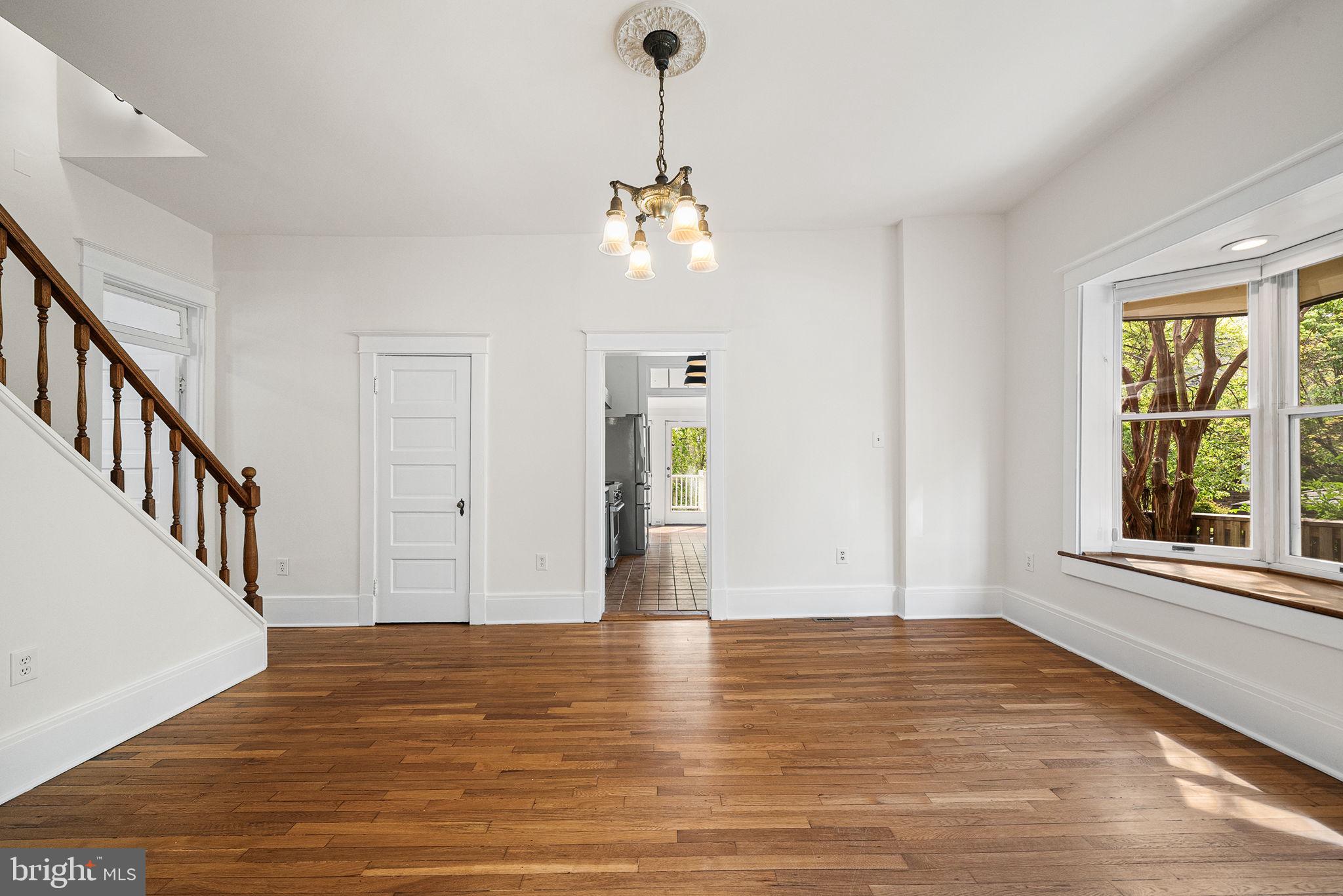 ROSEMONT - Residential