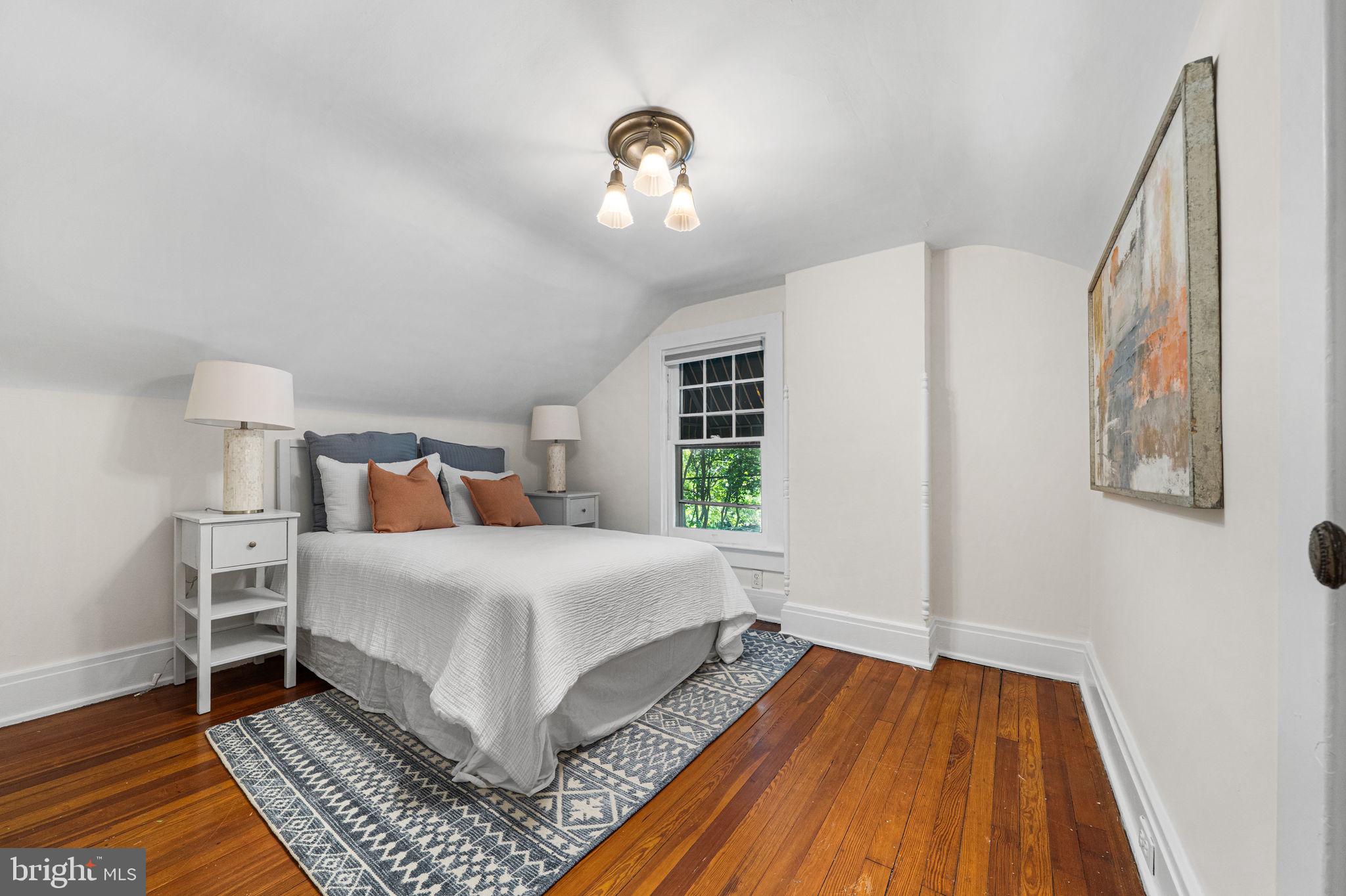 ROSEMONT - Residential