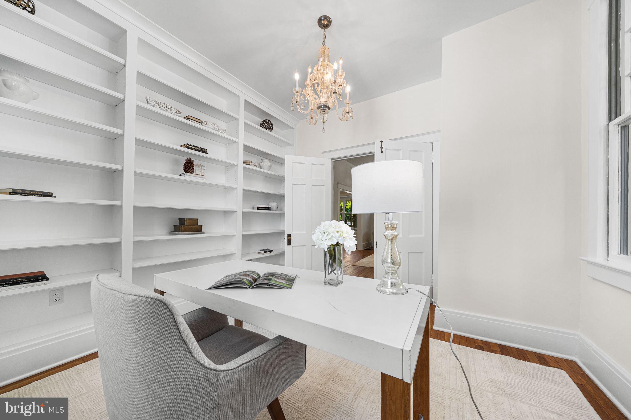 ROSEMONT - Residential