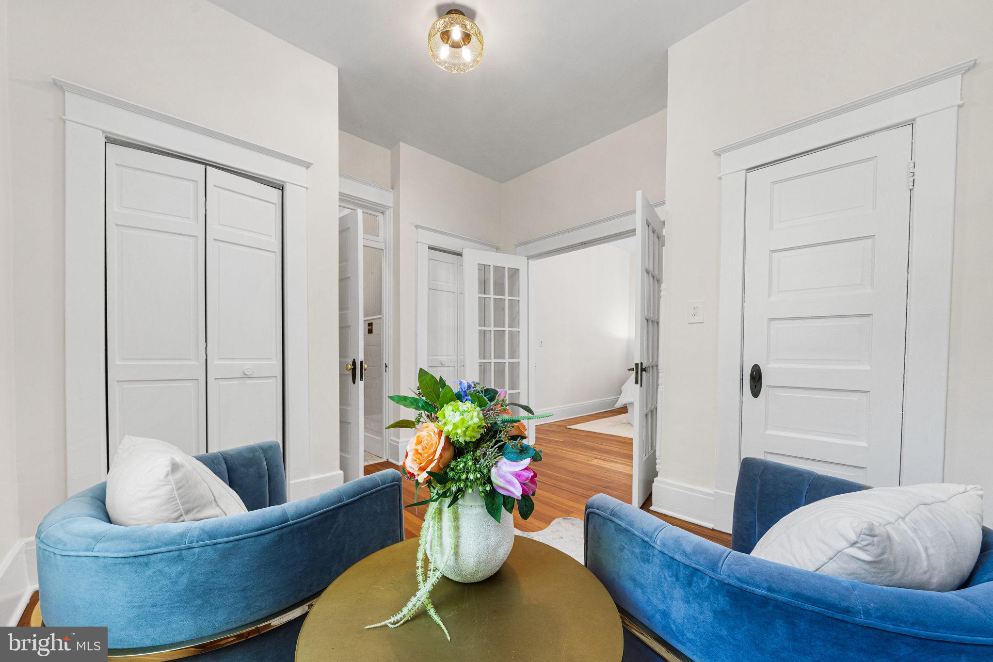 ROSEMONT - Residential