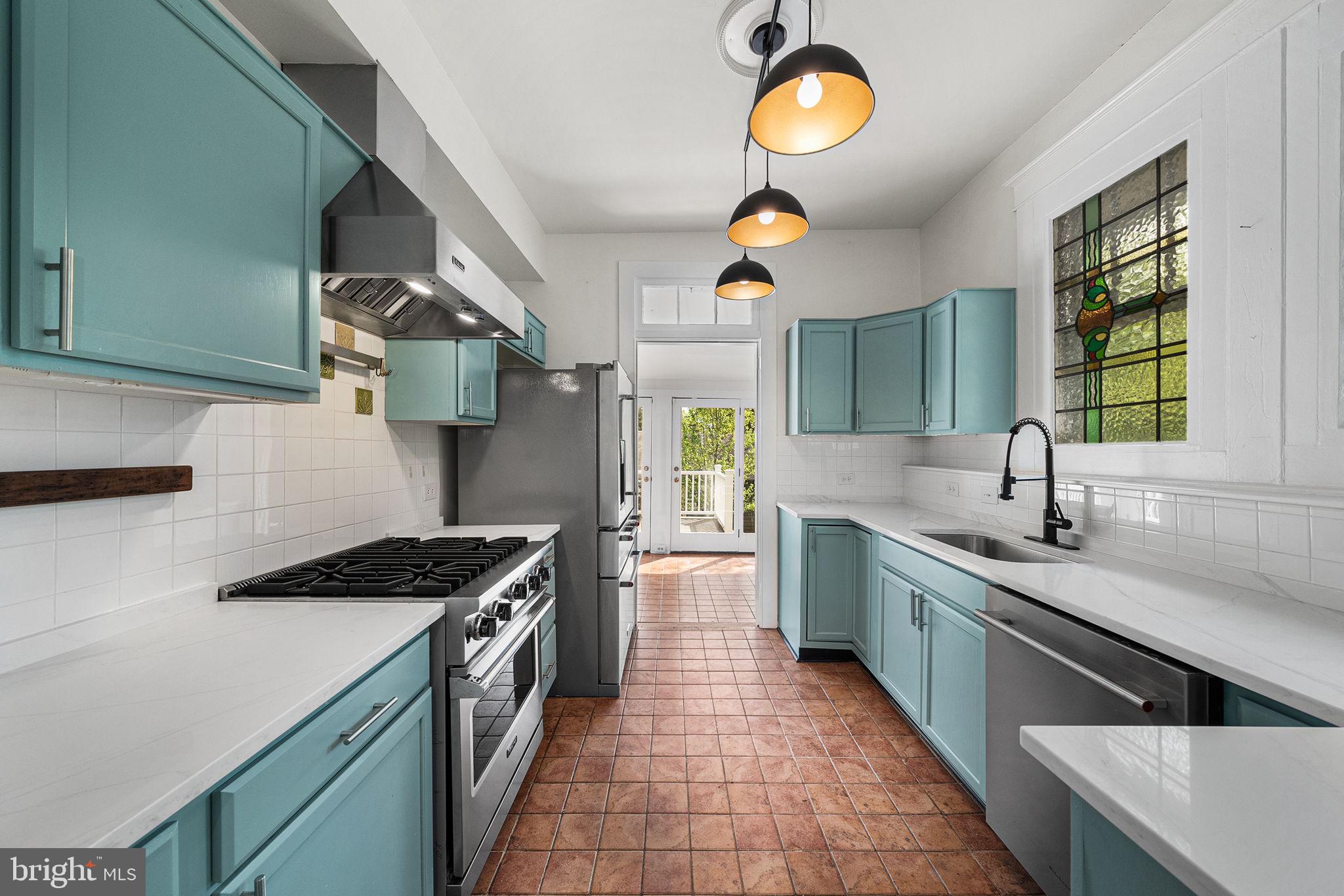 ROSEMONT - Residential