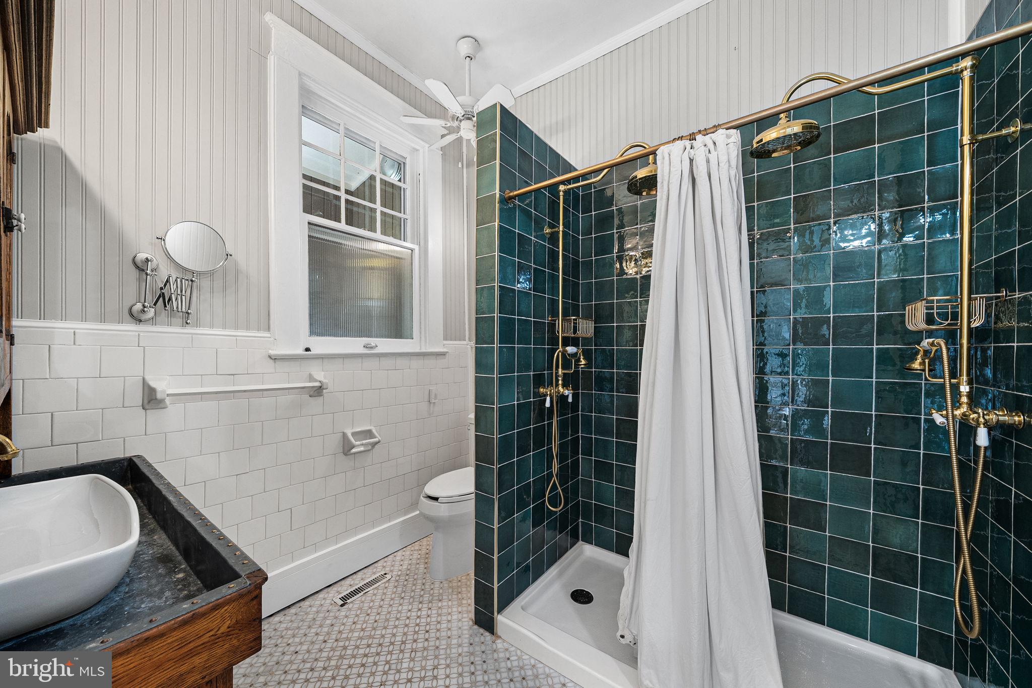 ROSEMONT - Residential