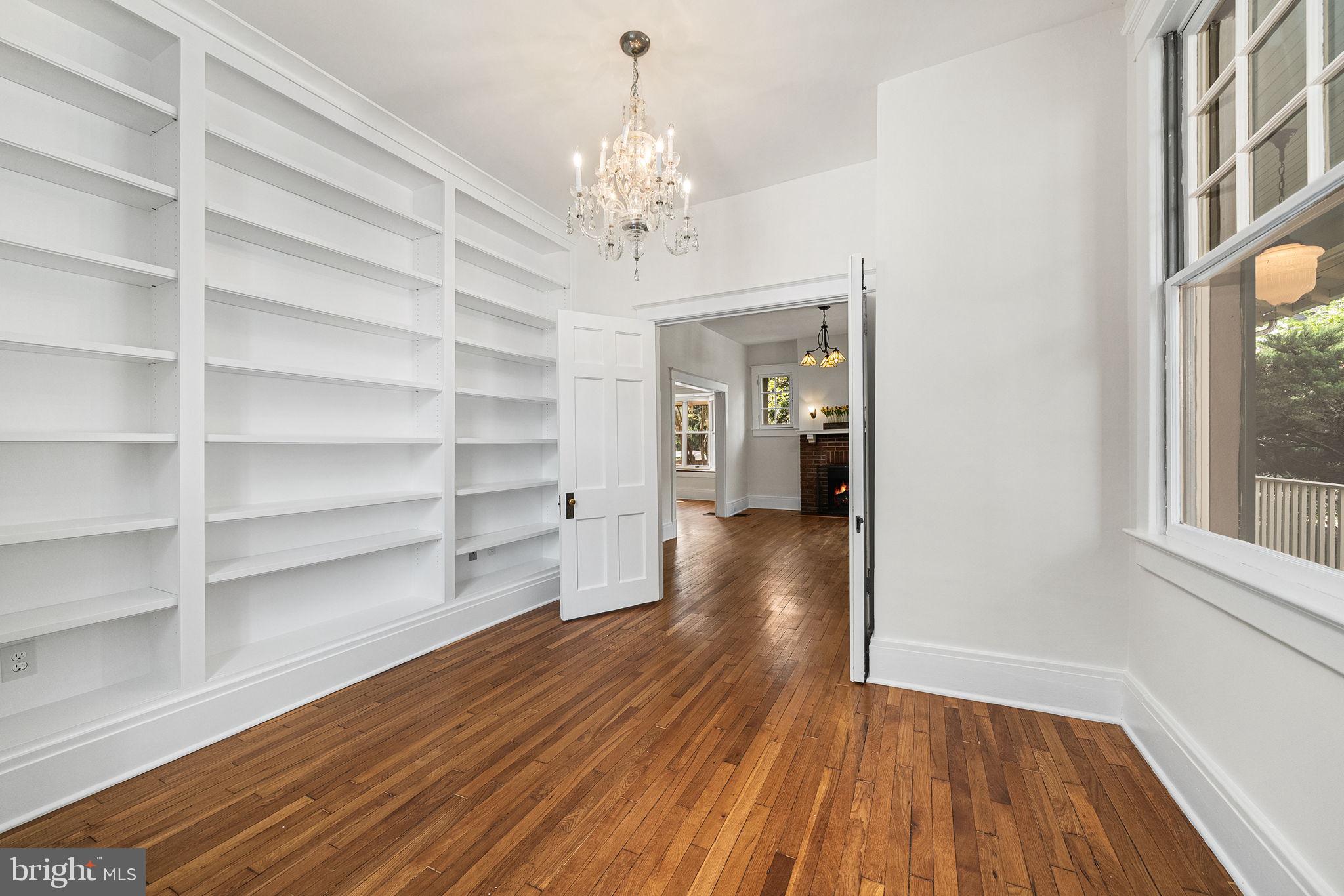 ROSEMONT - Residential