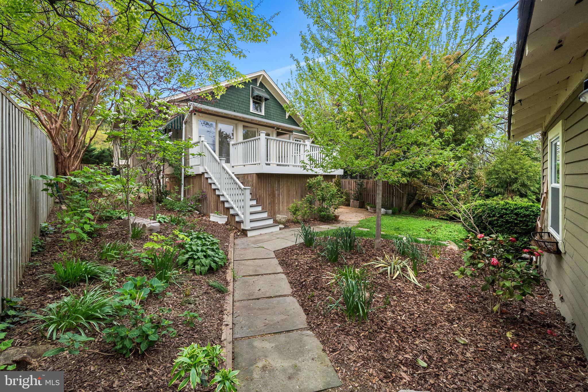 ROSEMONT - Residential