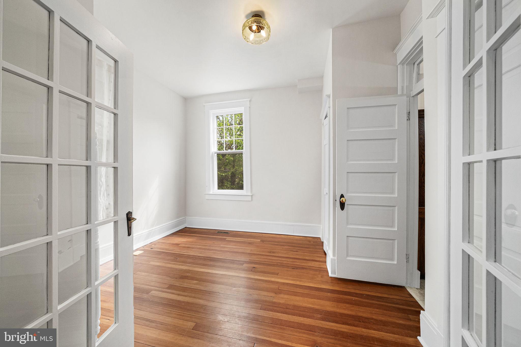 ROSEMONT - Residential