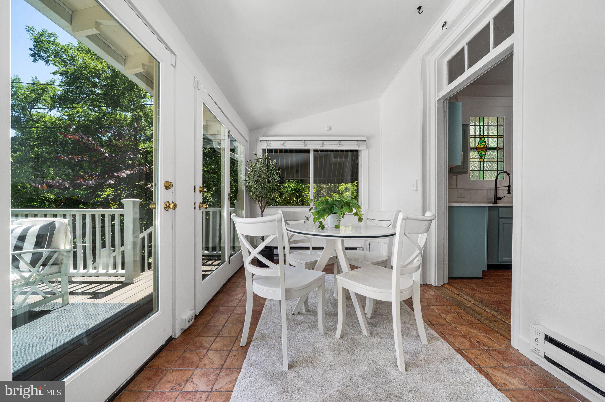 ROSEMONT - Residential