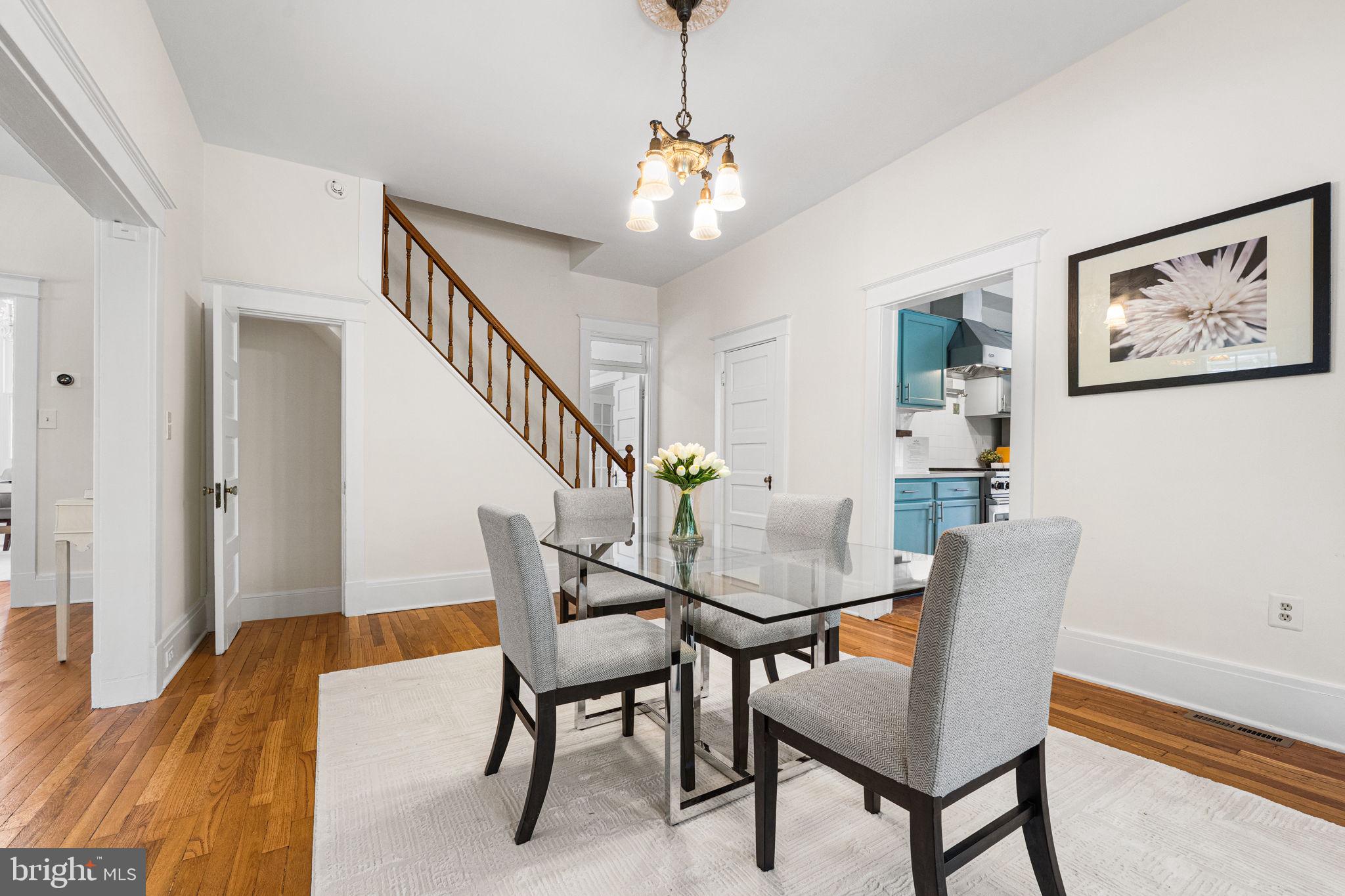 ROSEMONT - Residential