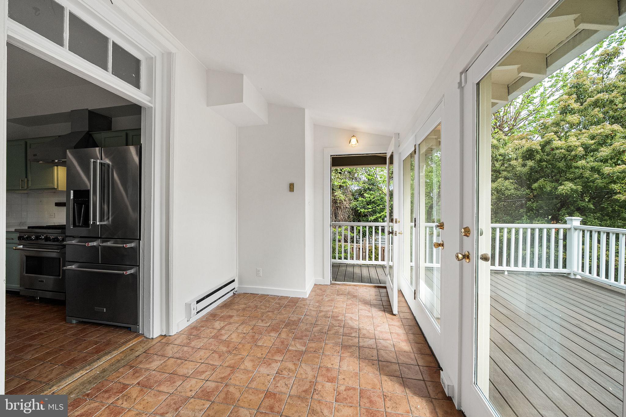 ROSEMONT - Residential