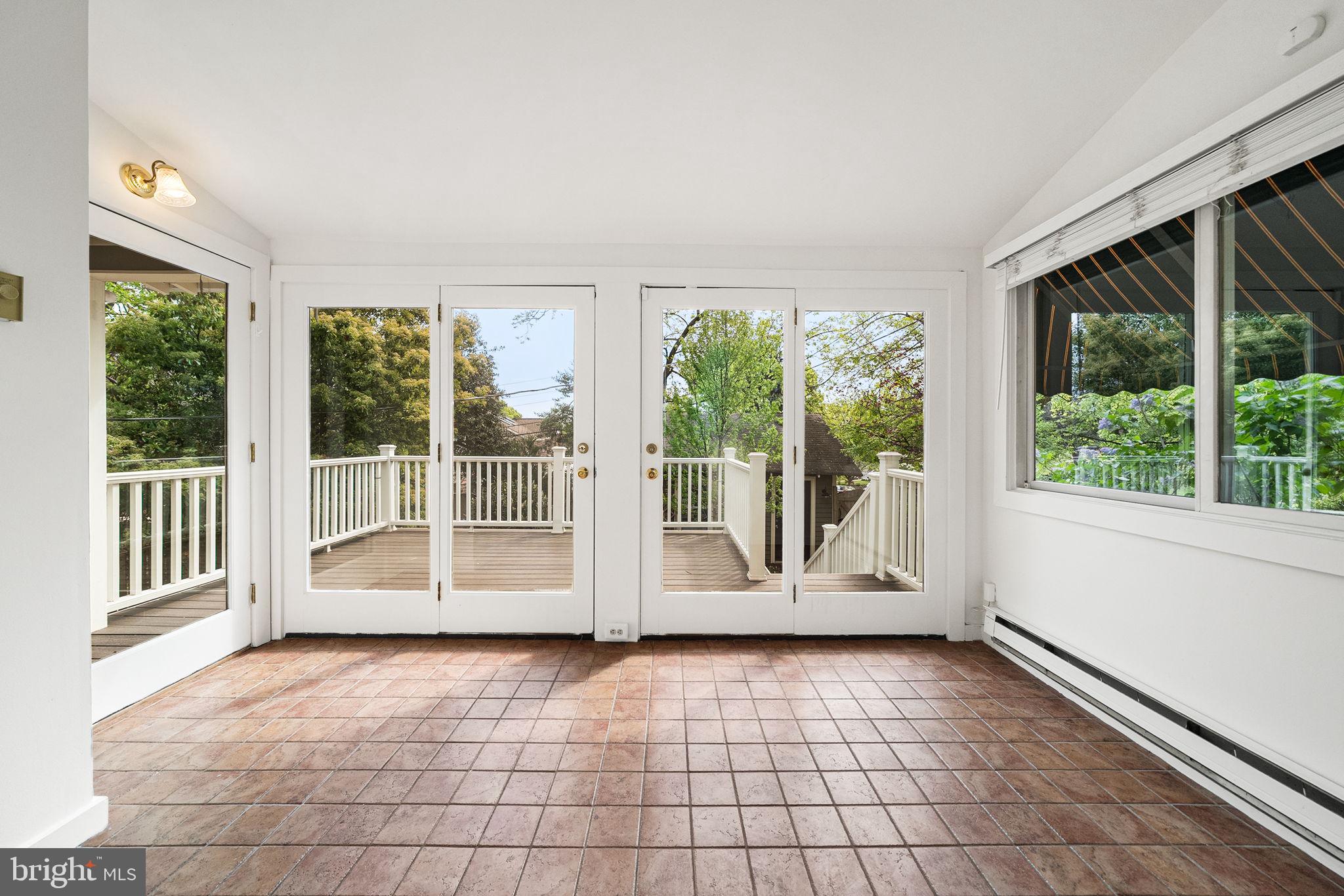 ROSEMONT - Residential