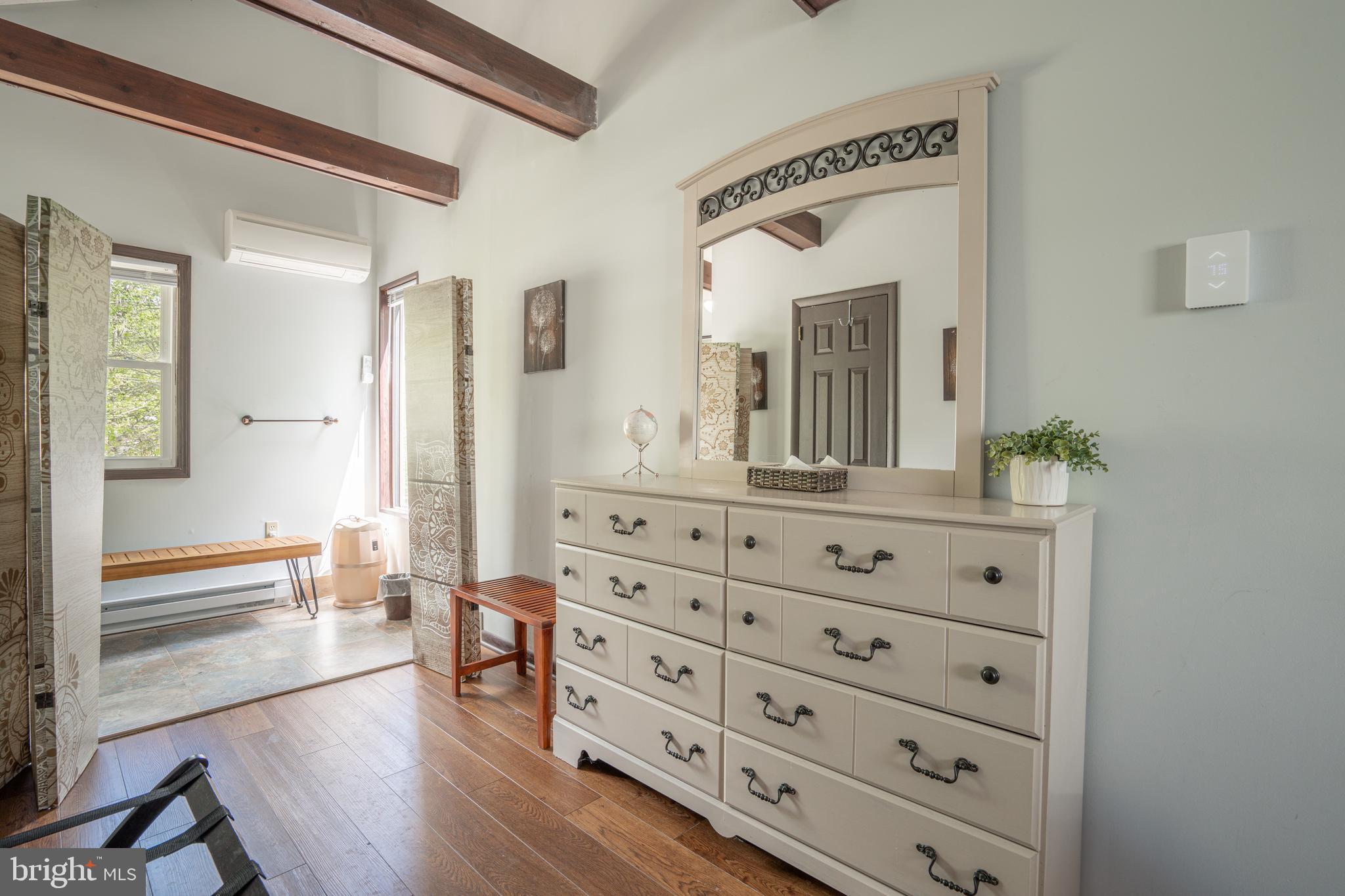 POCONO COUNTRY PLACE - Residential