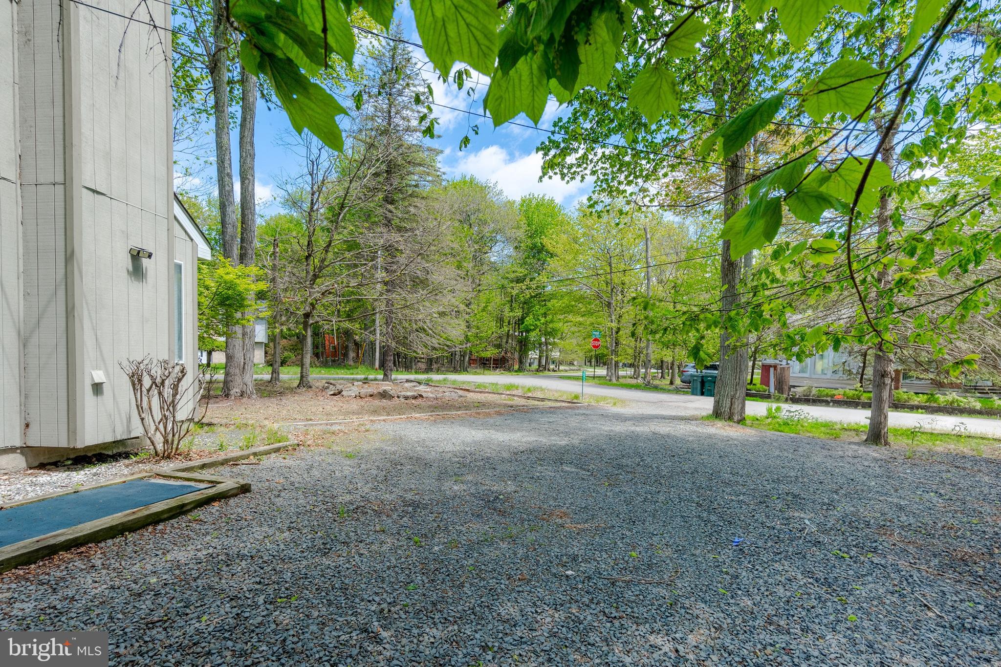 POCONO COUNTRY PLACE - Residential