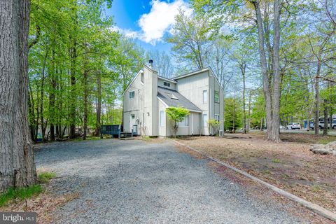 7572 EAGLE ROCK DRIVE TOBYHANNA PA 18466